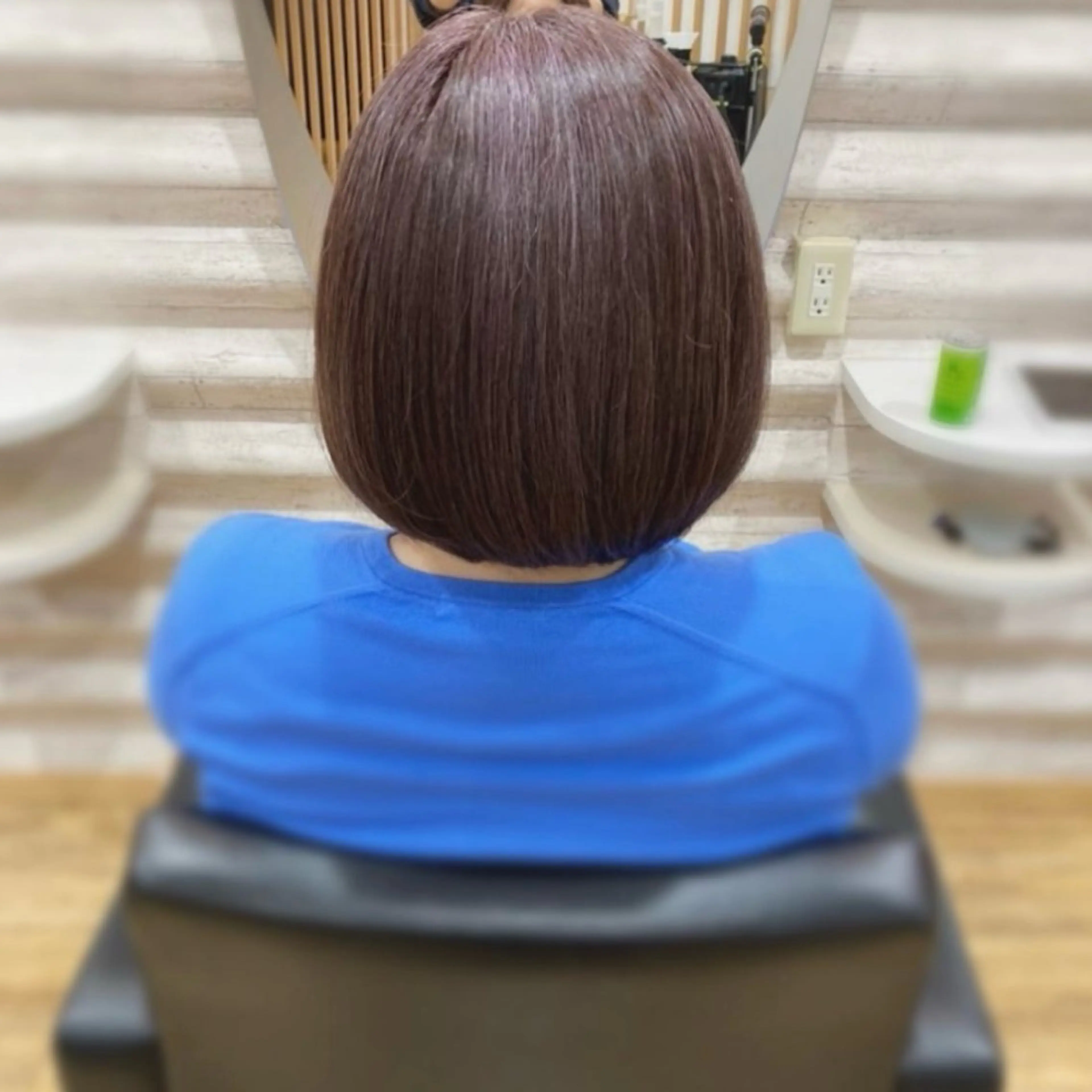 ミディアム カラー 髪質改善 カット トリートメント カラーダメージが艶々 『ケア特化店』KONのヘアスタイル