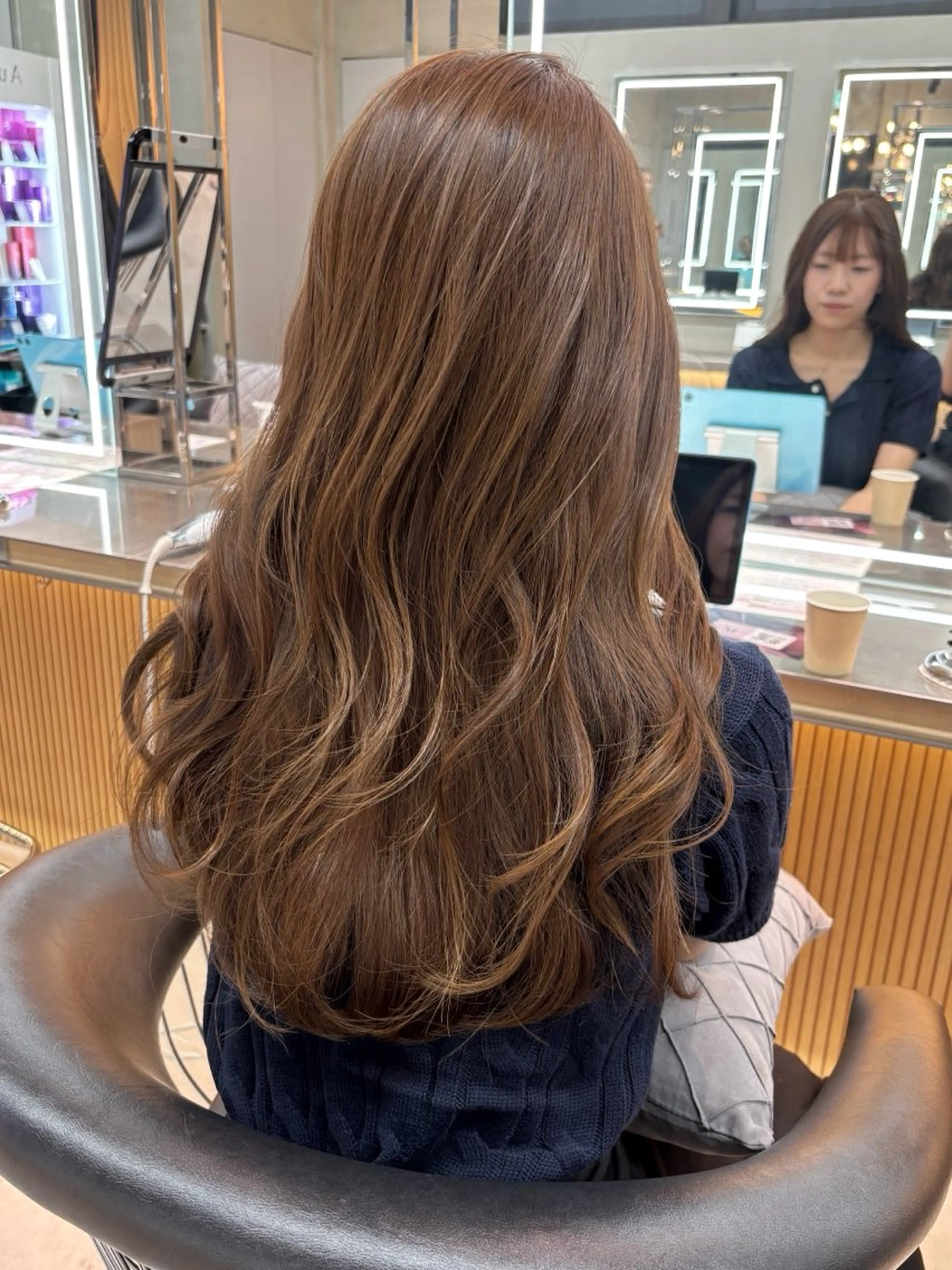セミロング カラー ベージュカラー レイヤーカット 縮毛矯正 【美髪矯正) 吉村　清志のヘアスタイル