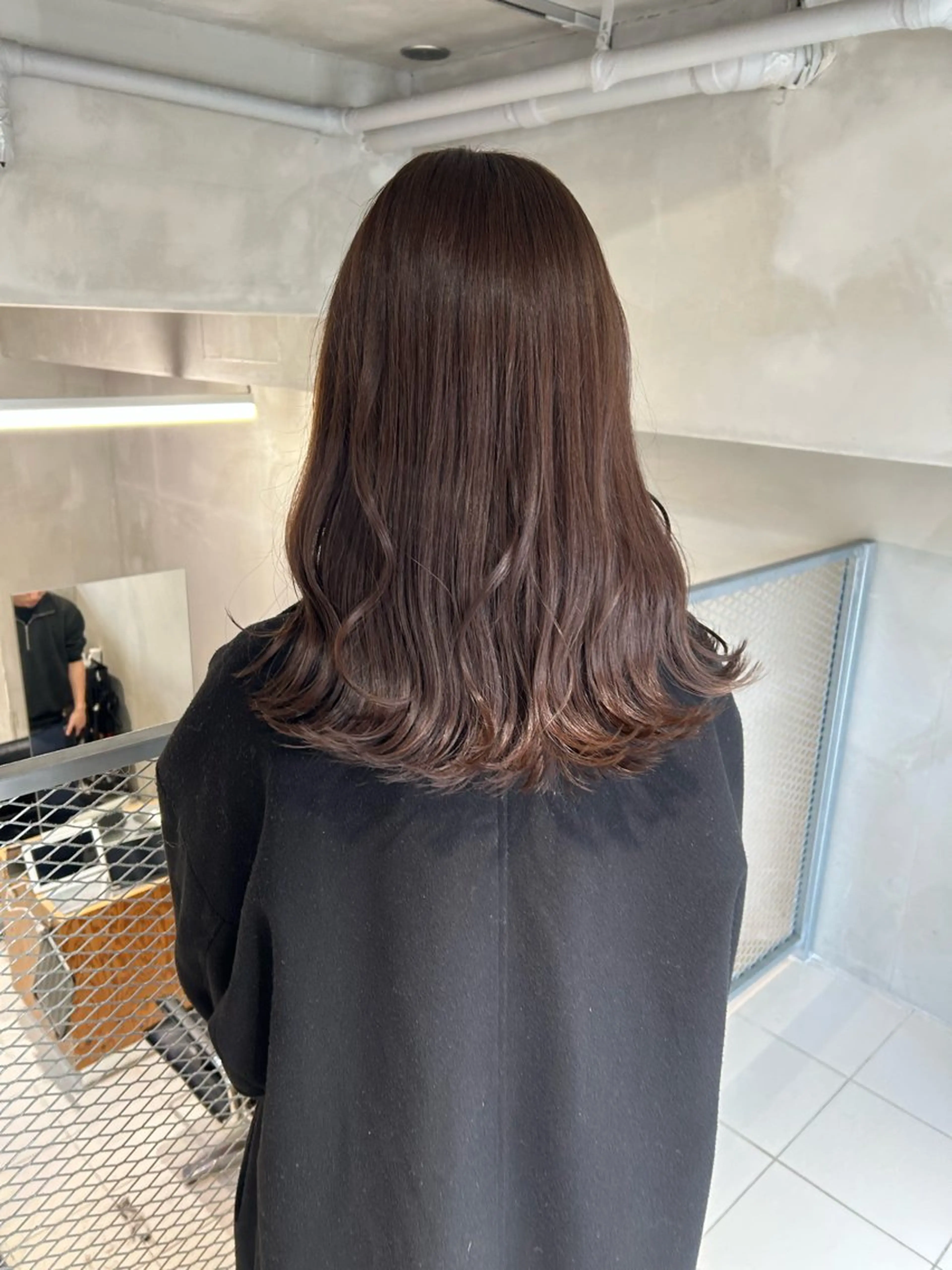 セミロング カラー グレージュ ラベンダーカラー ラベンダーグレージュ ラベンダーグレー カット ヘアカラー トリートメント 透明感カラー🫧 nanohaのヘアスタイル