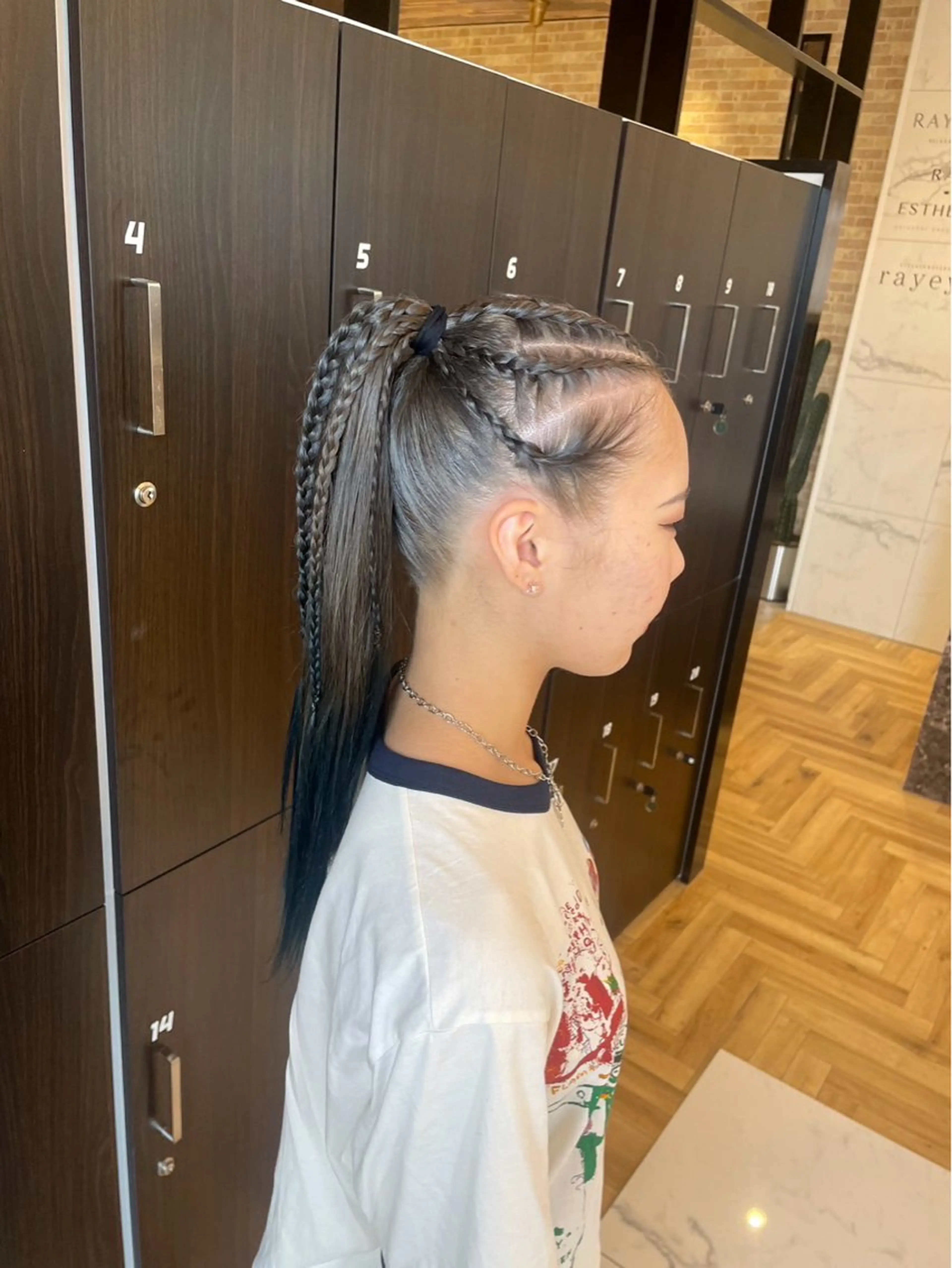 ヘアアレンジ ポニーテール ヘアセット レイビューティー豊田 丸山店アシスタントのヘアスタイル