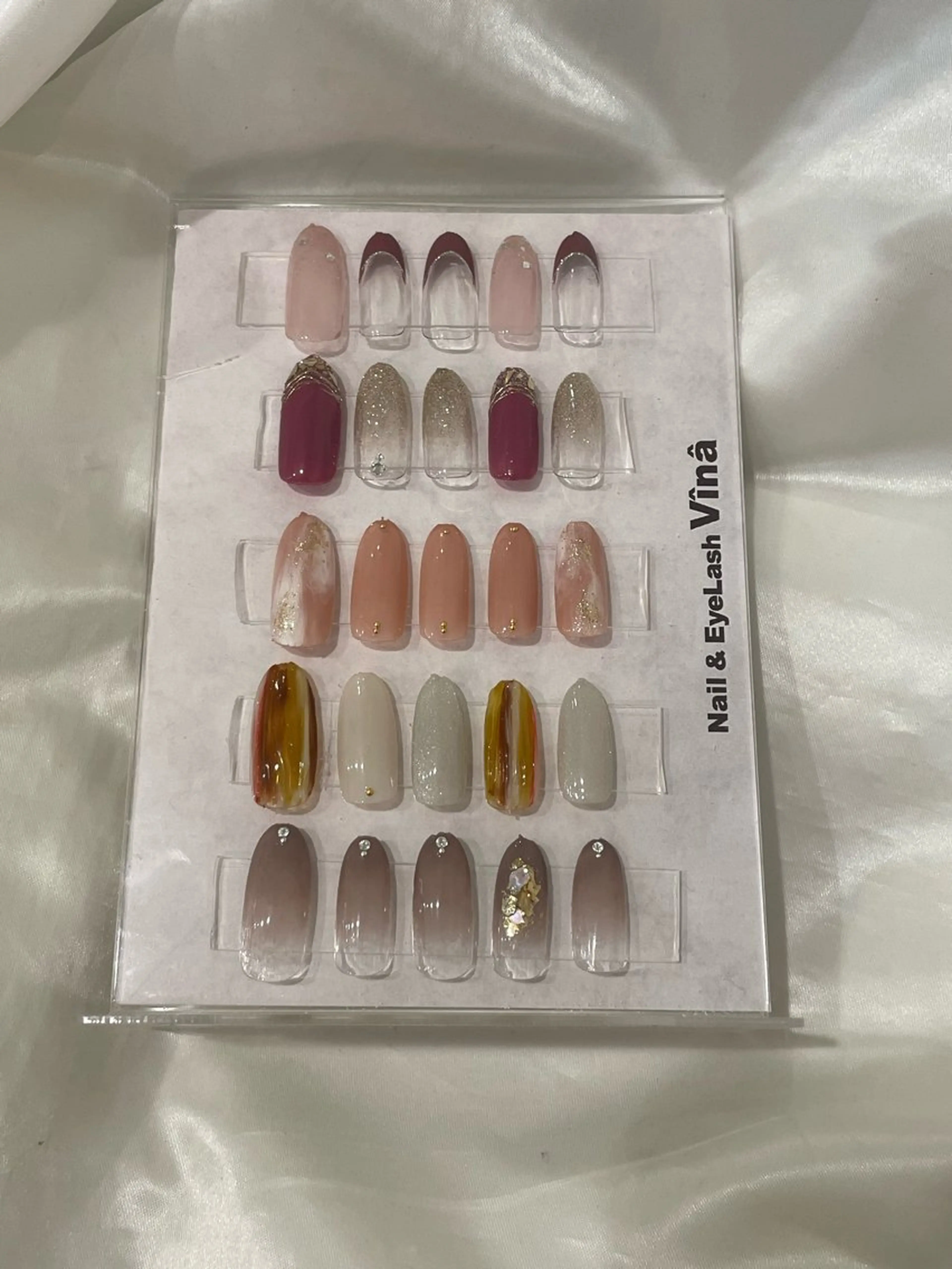 ネイル Nail＆EyeLash Vina ゆめタウン廿日市店所属・屋野丸 飛雪のネイルデザイン