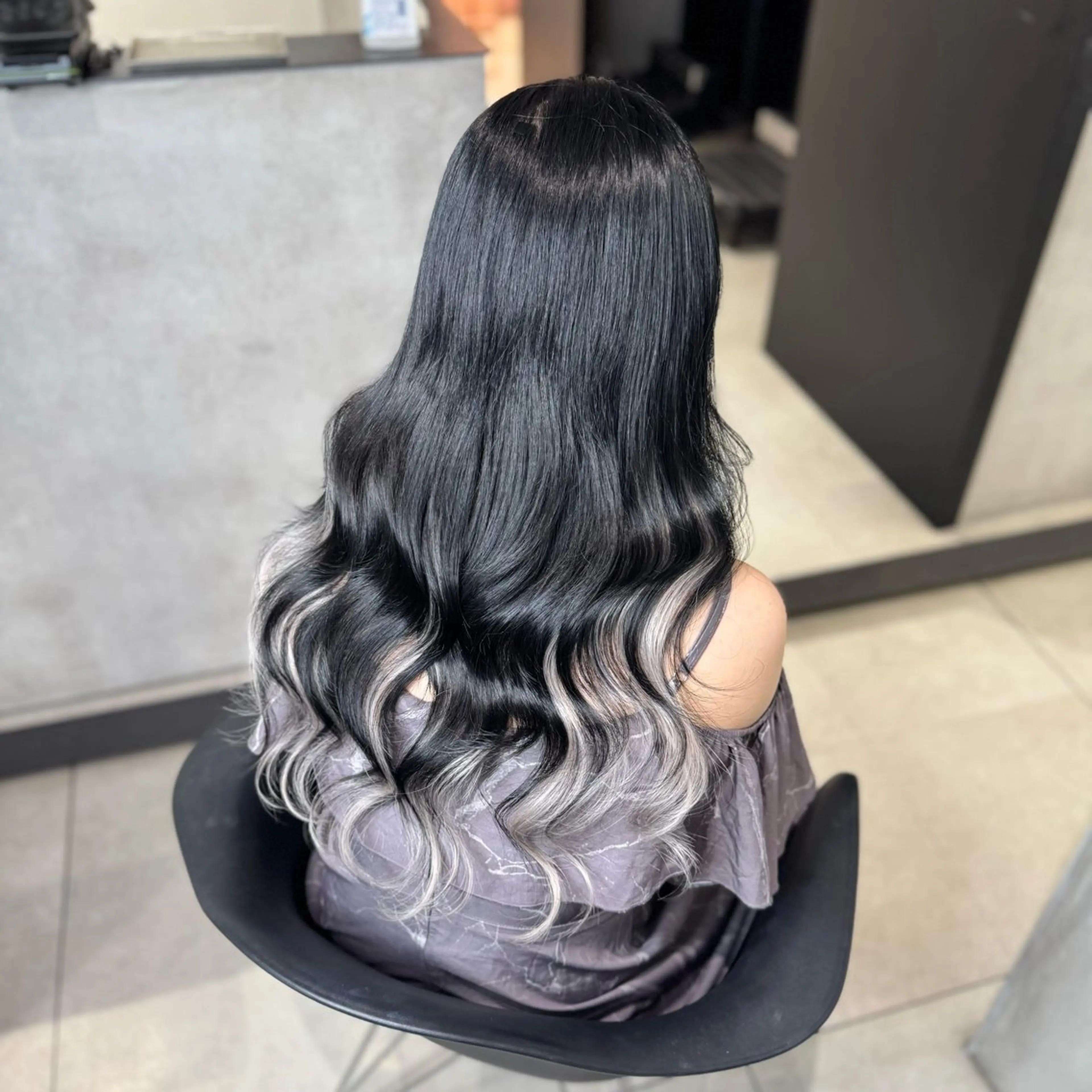 ロング カラー 黒髪 エクステ ヘアカラー エクステ 🫧offwhite RISAKO🫧のヘアスタイル