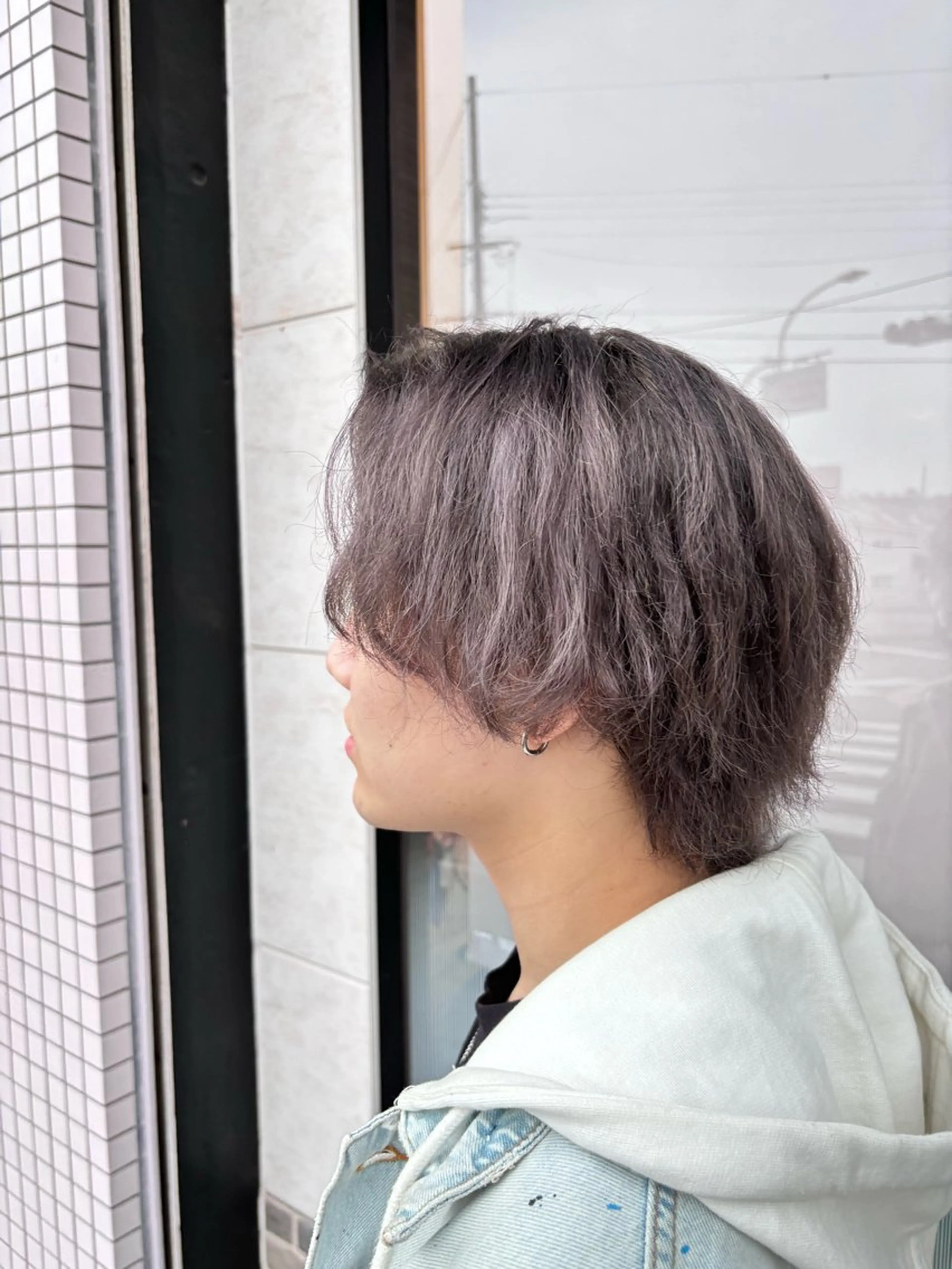 ショート カラー メンズ メンズブリーチ メンズメッシュ ブリーチ イルミナカラー メッシュ カット ヘアカラー トリートメント 小野 友暉のヘアスタイル