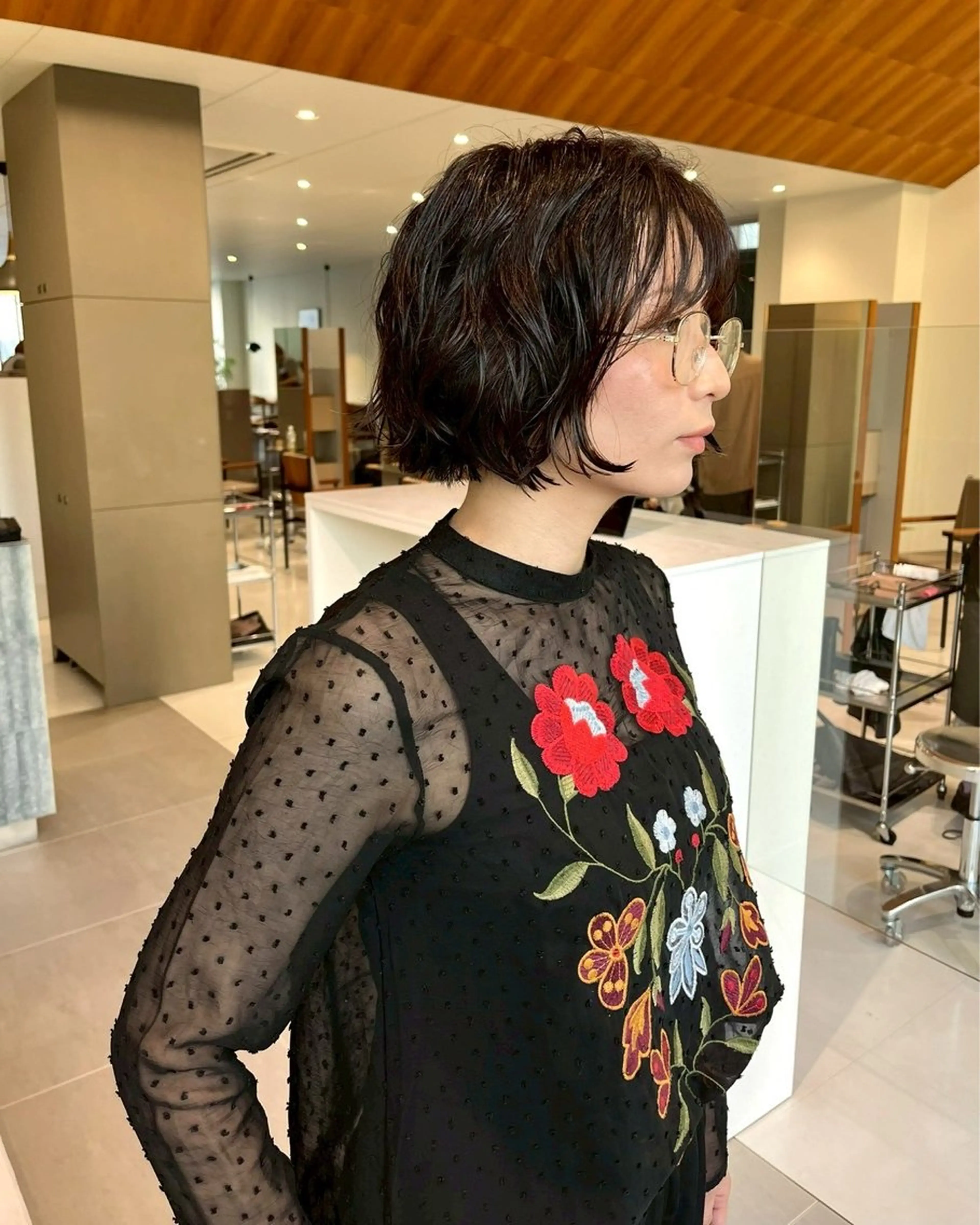 ミディアム ミディアムパーマ パーマ レイヤーカット‎🤍 /ともえ🤎🧸のヘアスタイル