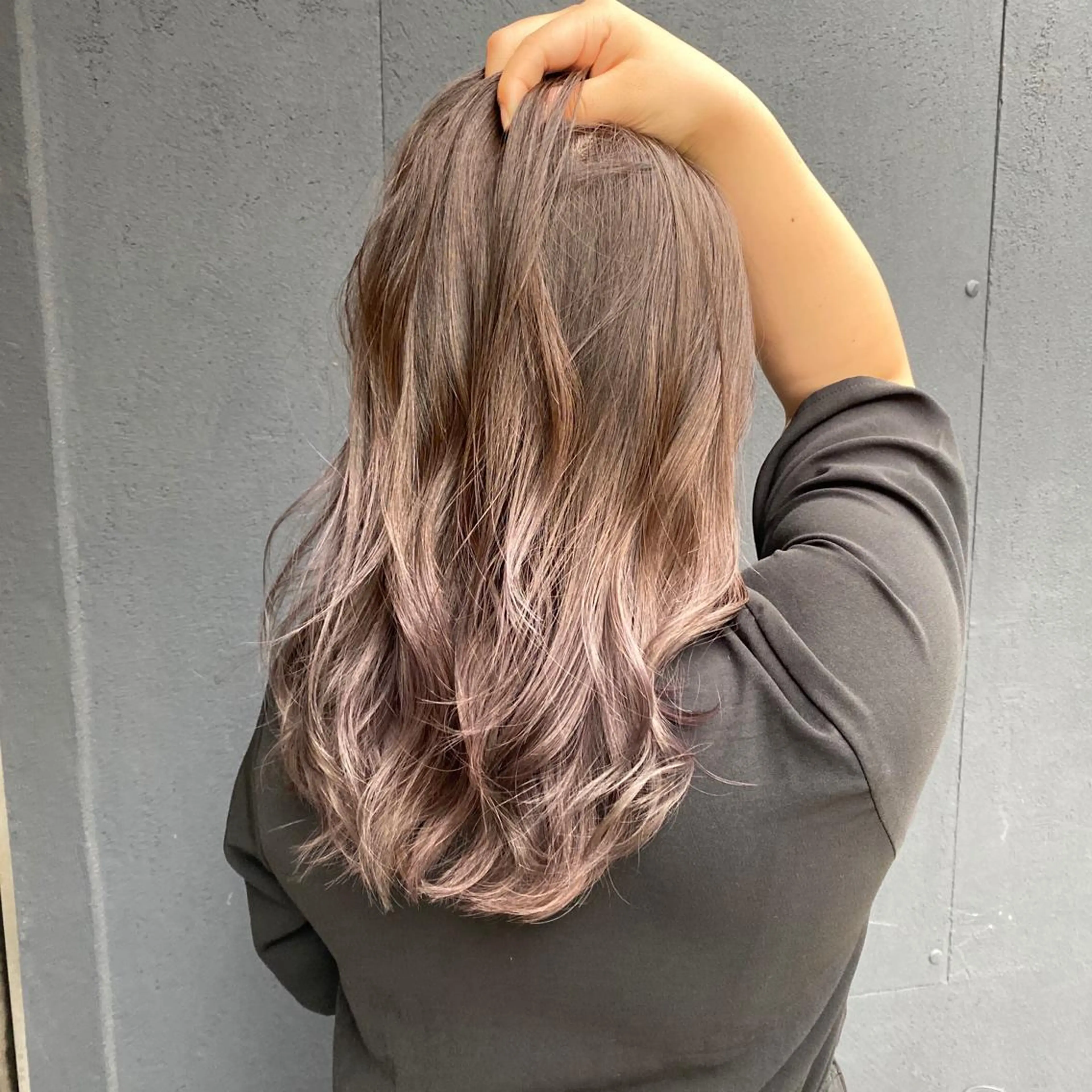 ロング カラー カット ヘアカラー トリートメント TRUCK トラックのヘアスタイル