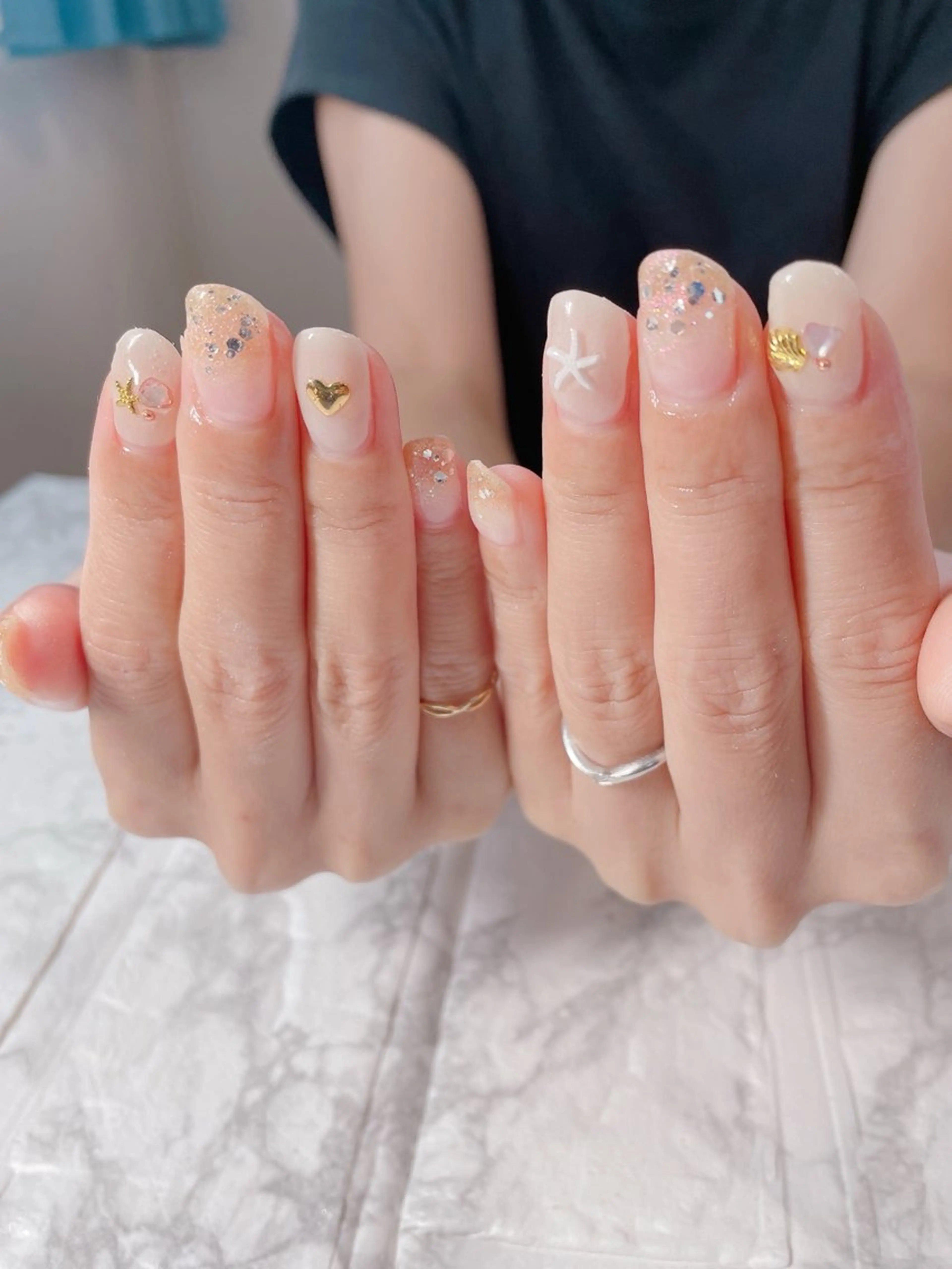 ネイル 菅野 愛のネイルデザイン