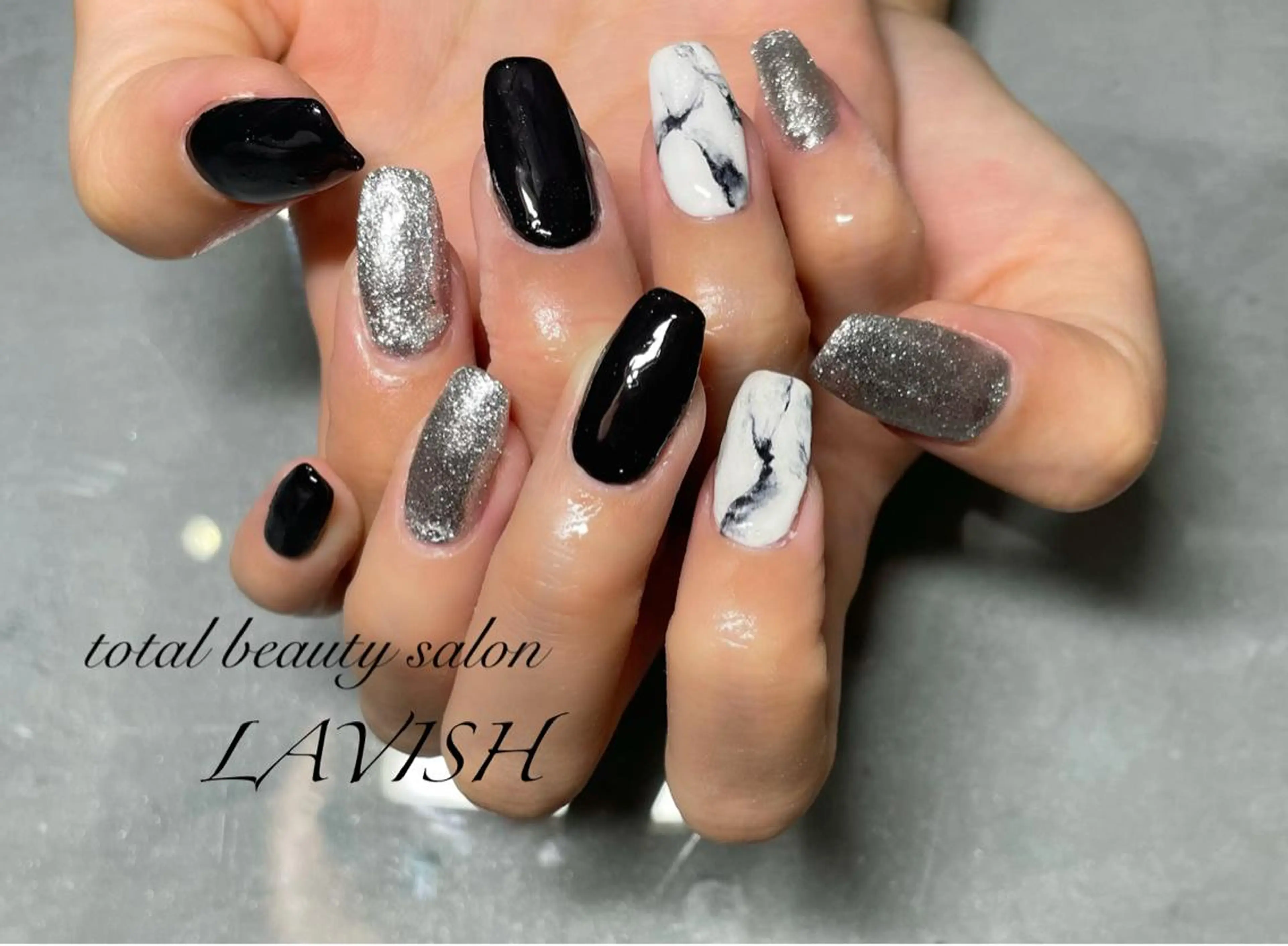 ネイル LAVISH nail salonのネイルデザイン