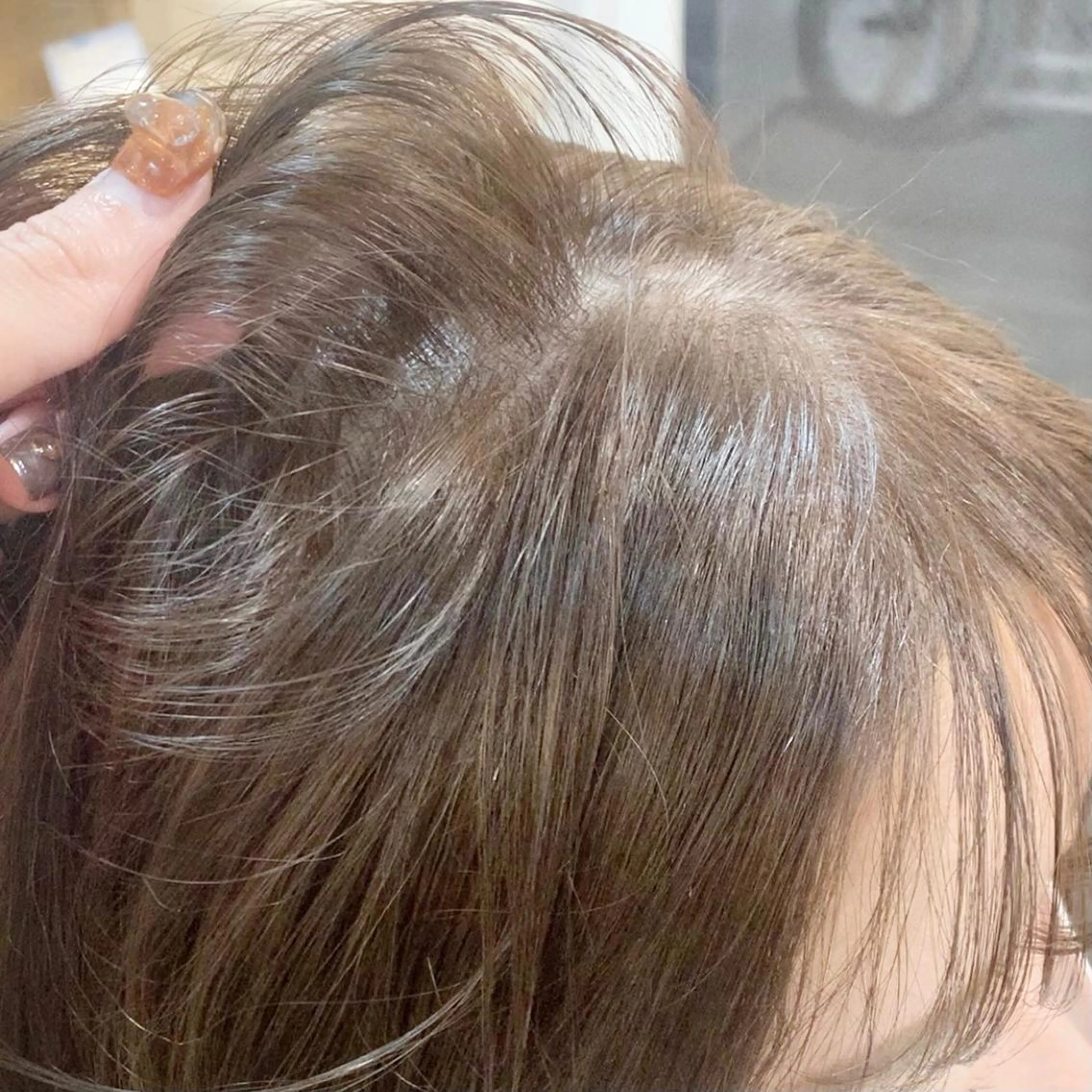 セミロング カラー ダブルカラー イヤリングカラー ハイライトカラー イルミナカラー インナーカラー ダブルカラー　/ インナーカラーMiiのヘアスタイル