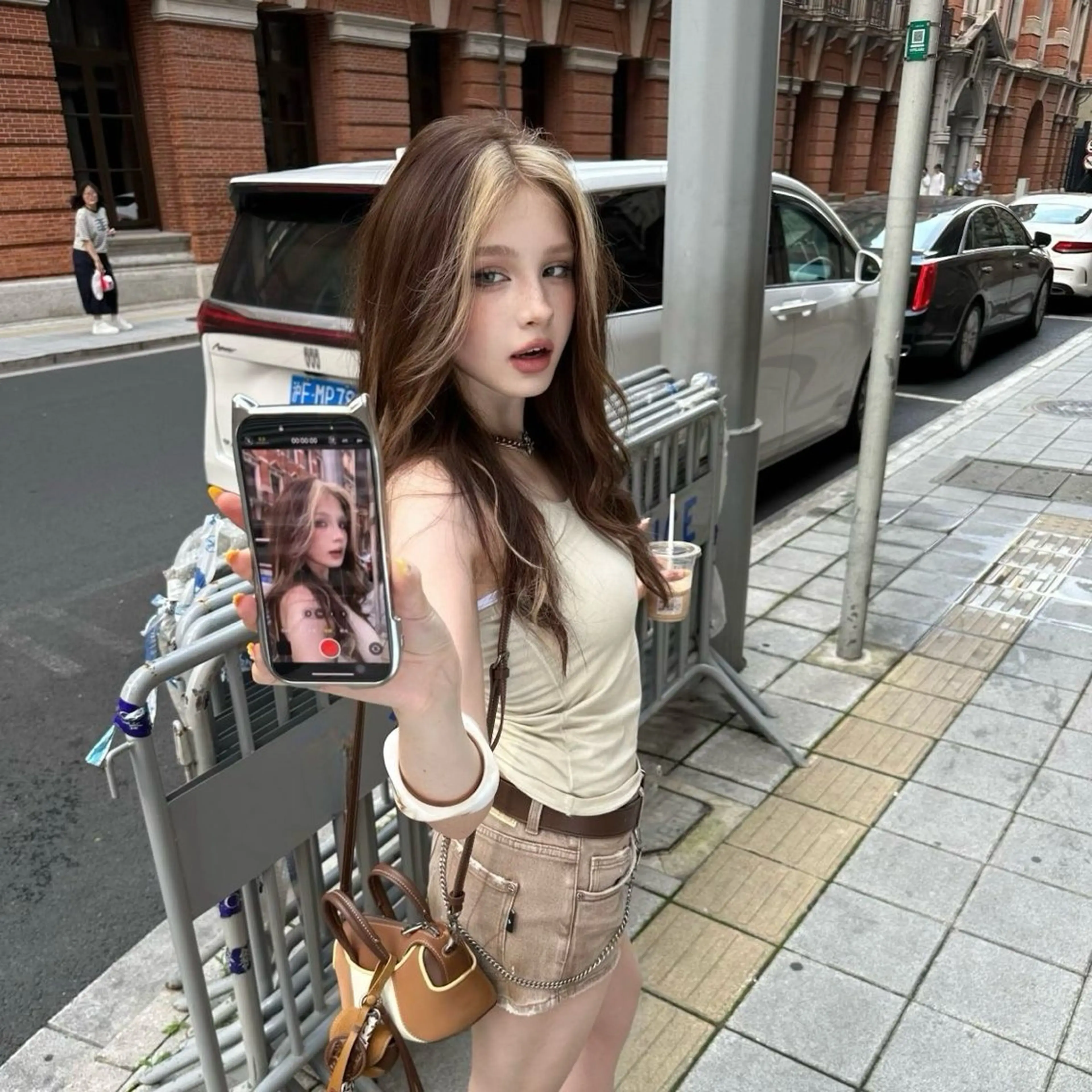 ロング ヘアカラー トリートメント 透明感ハイトーンヘア 🎀ririka🎀のヘアスタイル