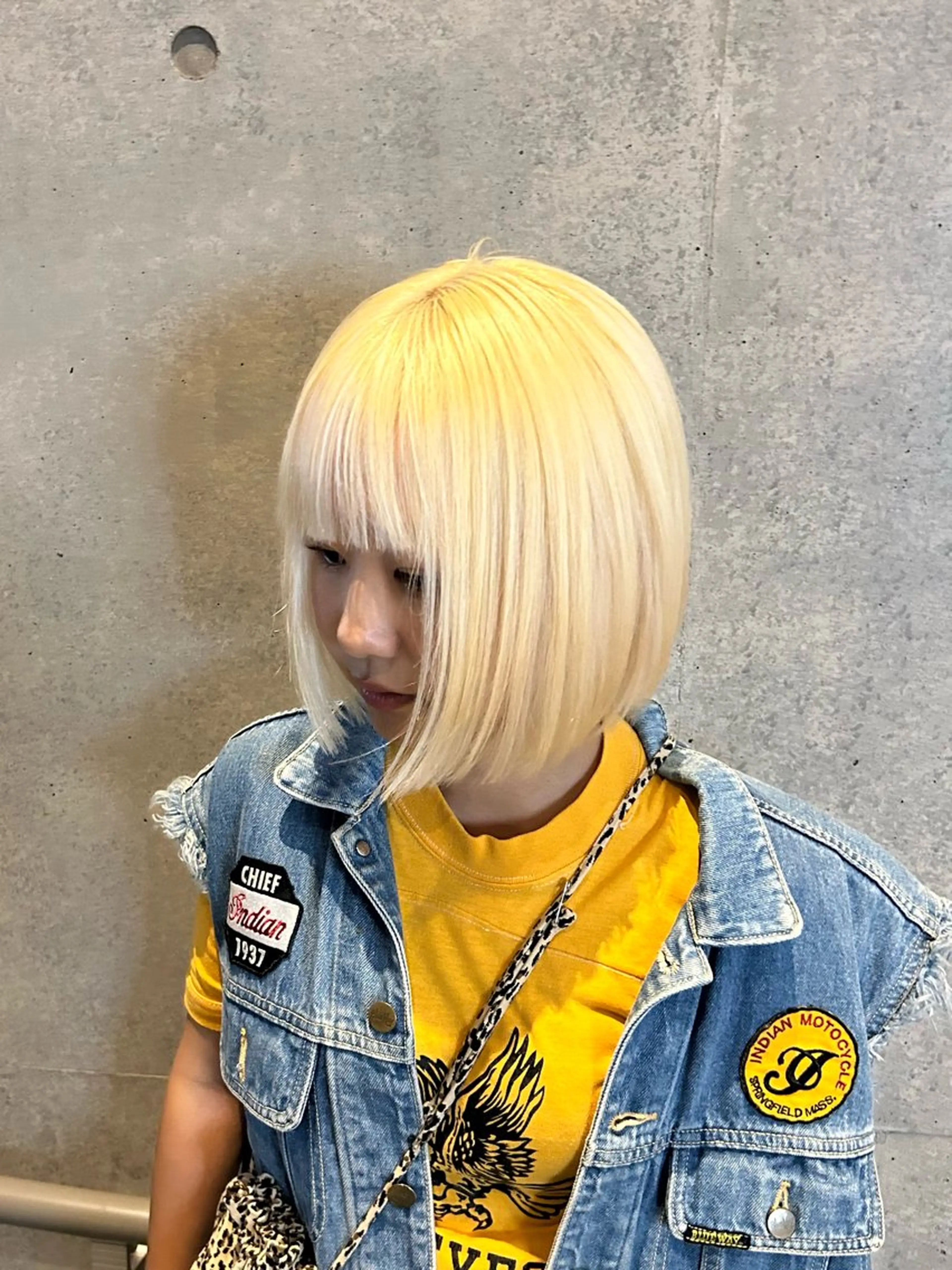 ミディアム カラー ブロンド ヘアカラー ブリーチ特化 kira🥀のヘアスタイル