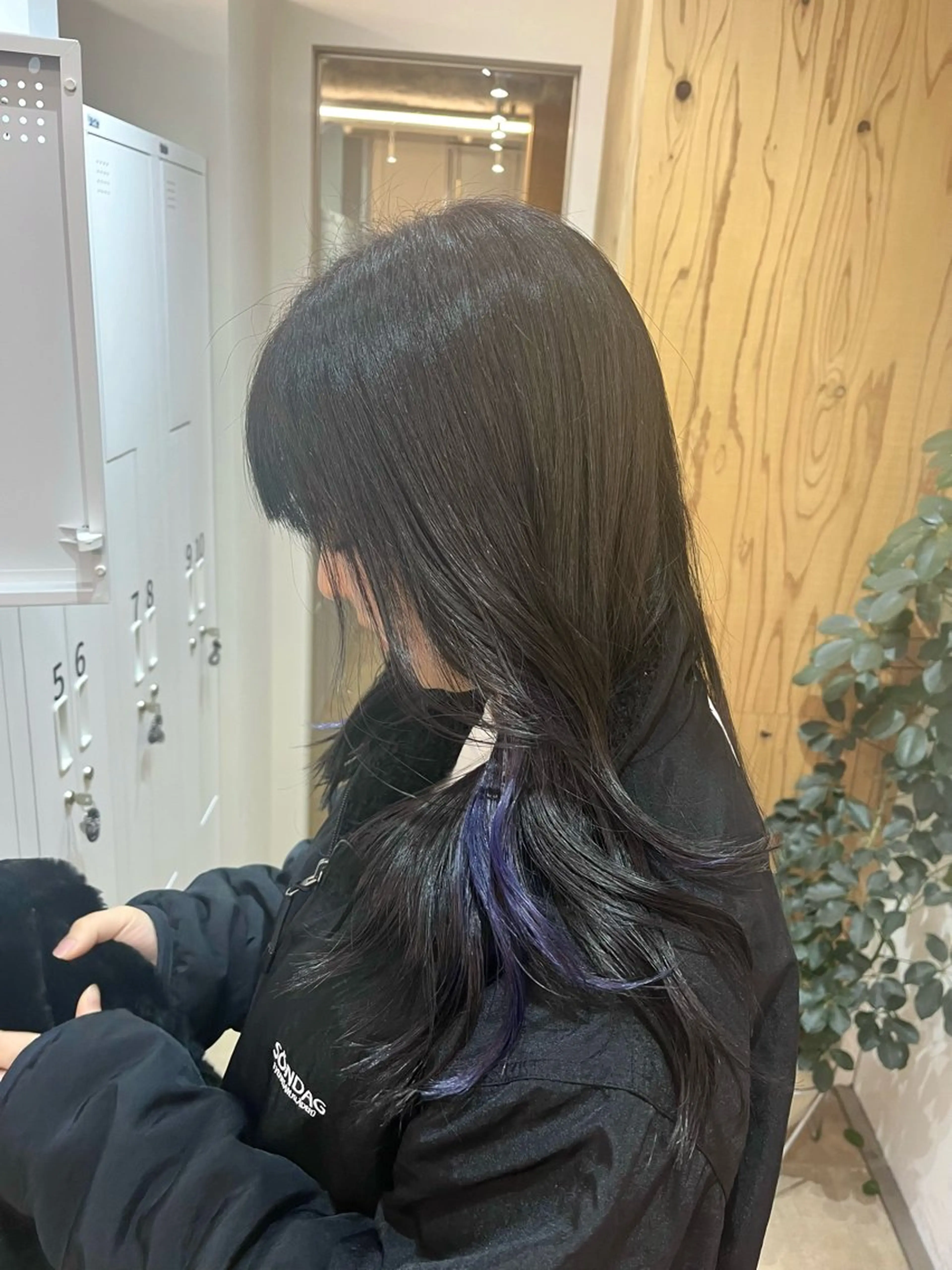 ロング カラー イヤリングカラー ヘアカラー sem所属・韓国風🚪似合わせ/ 髪質改善🤍ariのヘアスタイル