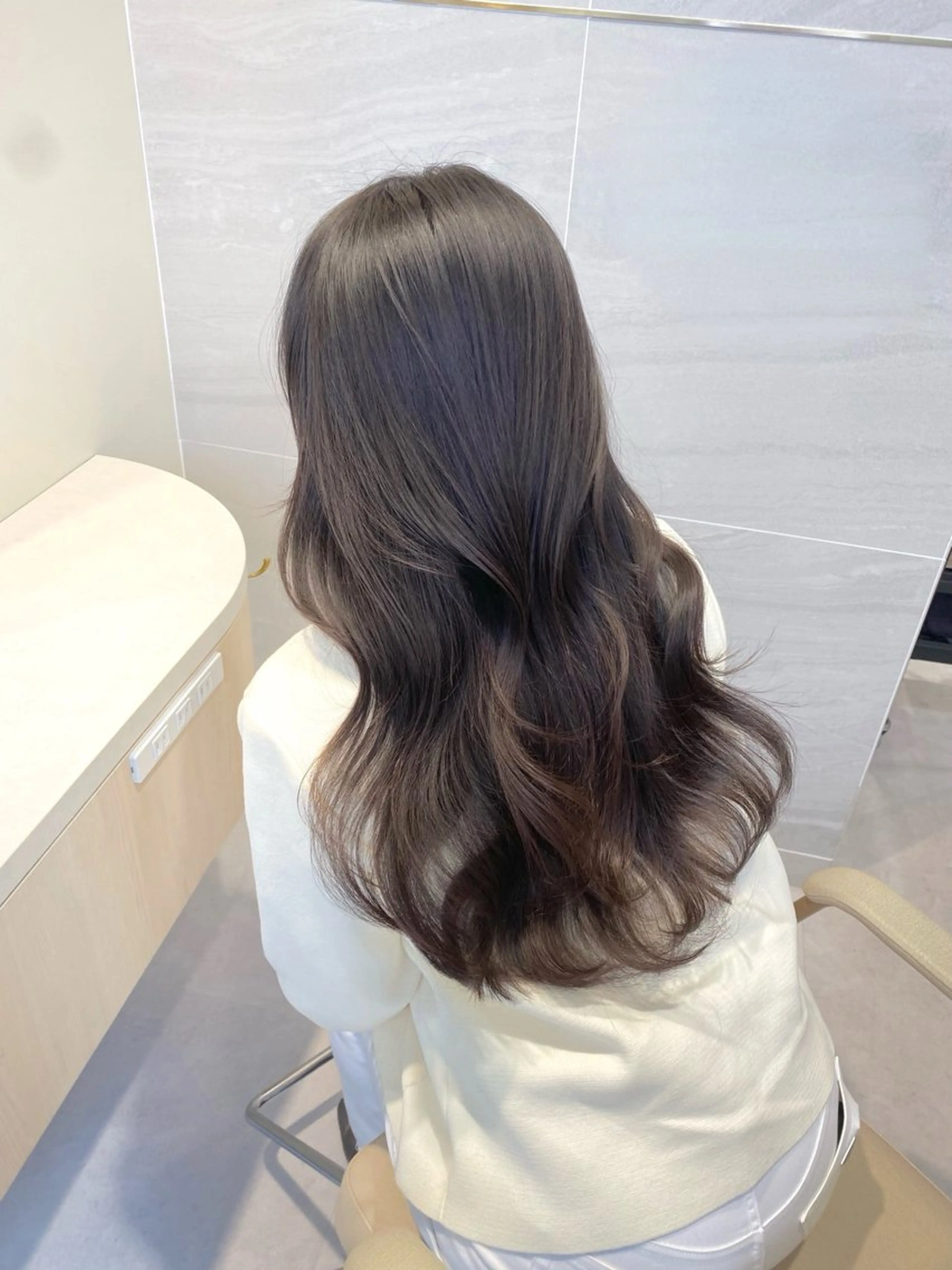 セミロング カラー ブラウンカラー イルミナカラー マロンブラウン カット ヘアカラー トリートメント ブリーチなしダブル カラー🧸🐺陽介のヘアスタイル