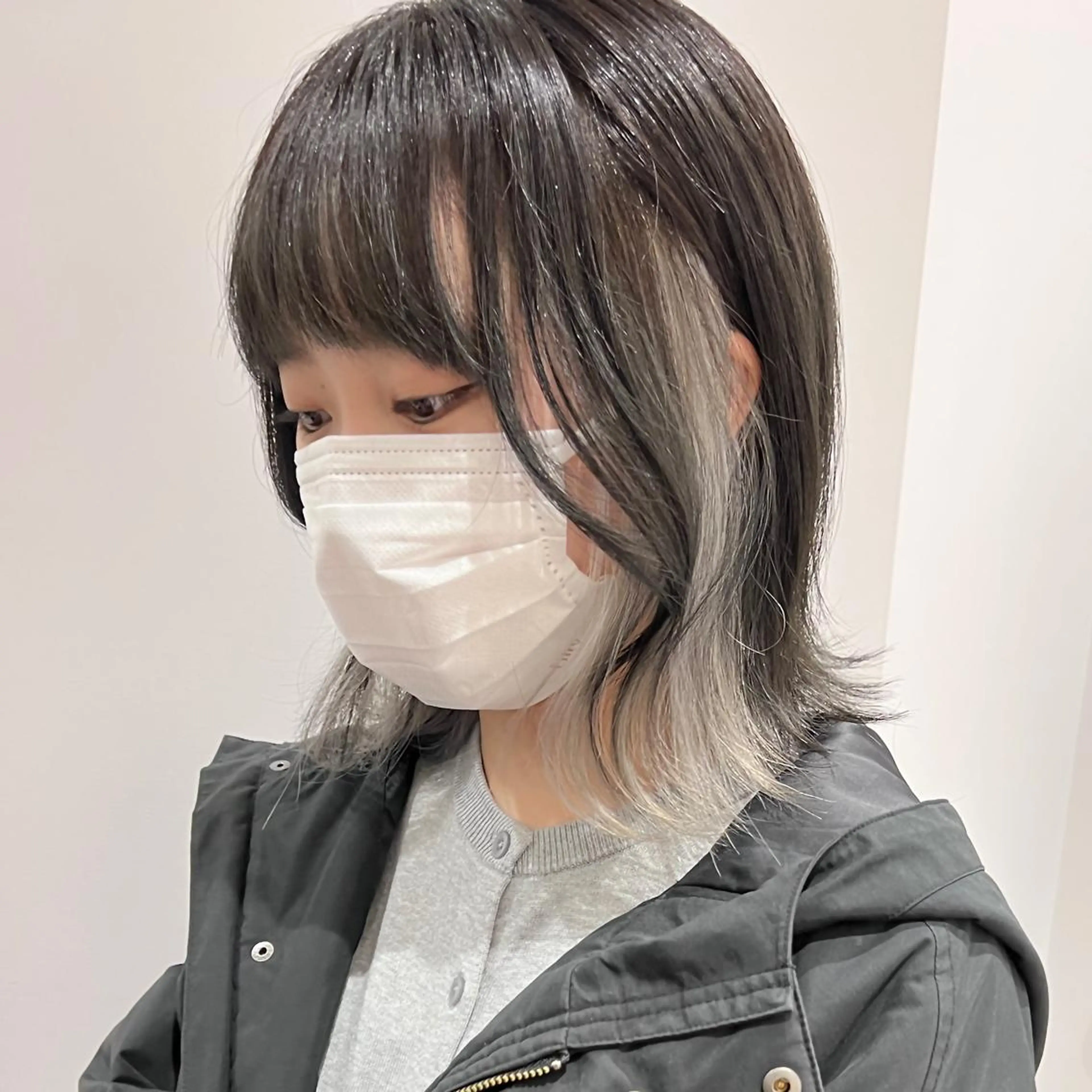 ミディアム カラー カット ヘアカラー トリートメント ally hairsalon所属・Emi .のヘアスタイル