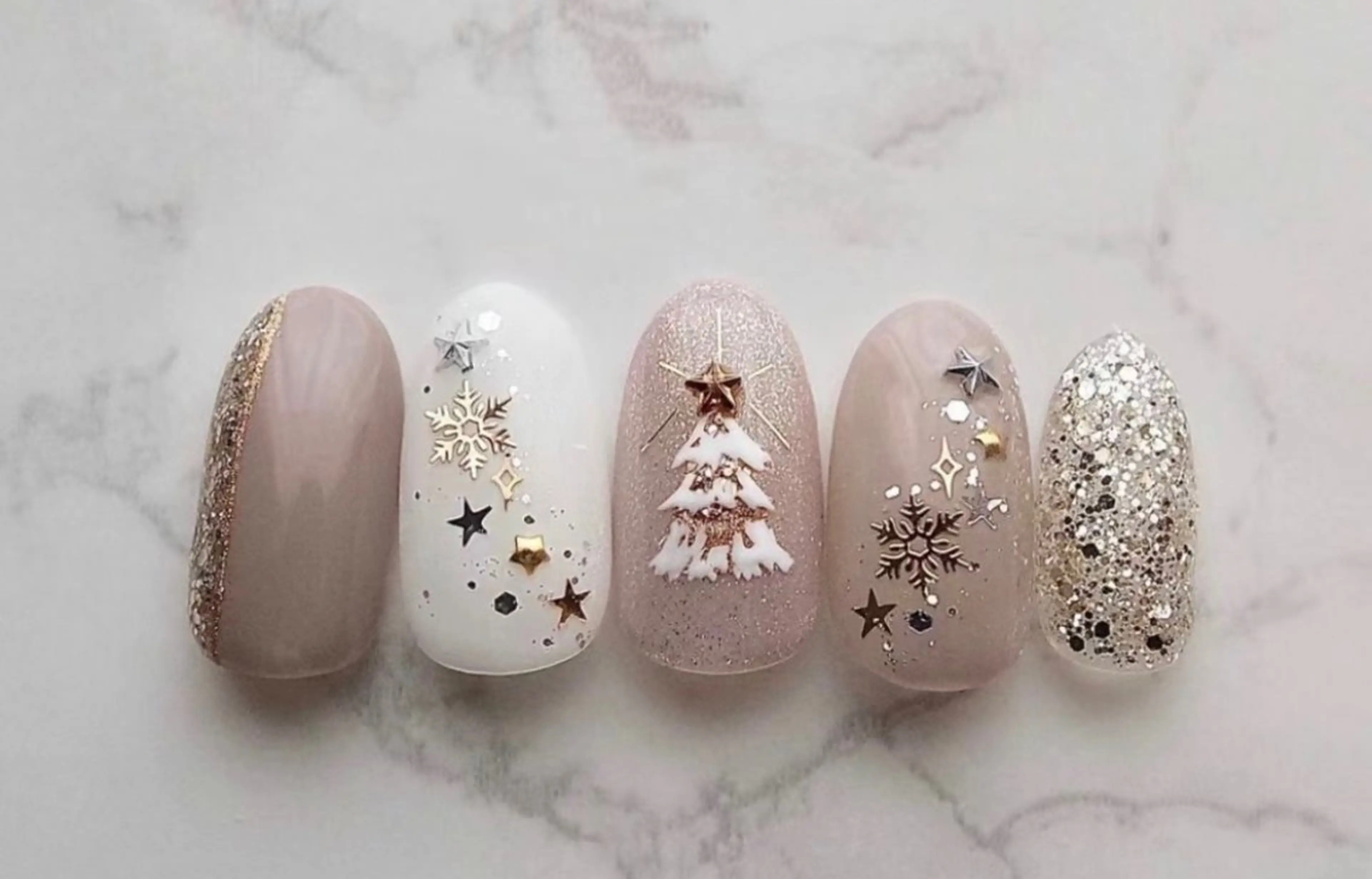 ネイル Moana Nail 長さだし専門店のネイルデザイン