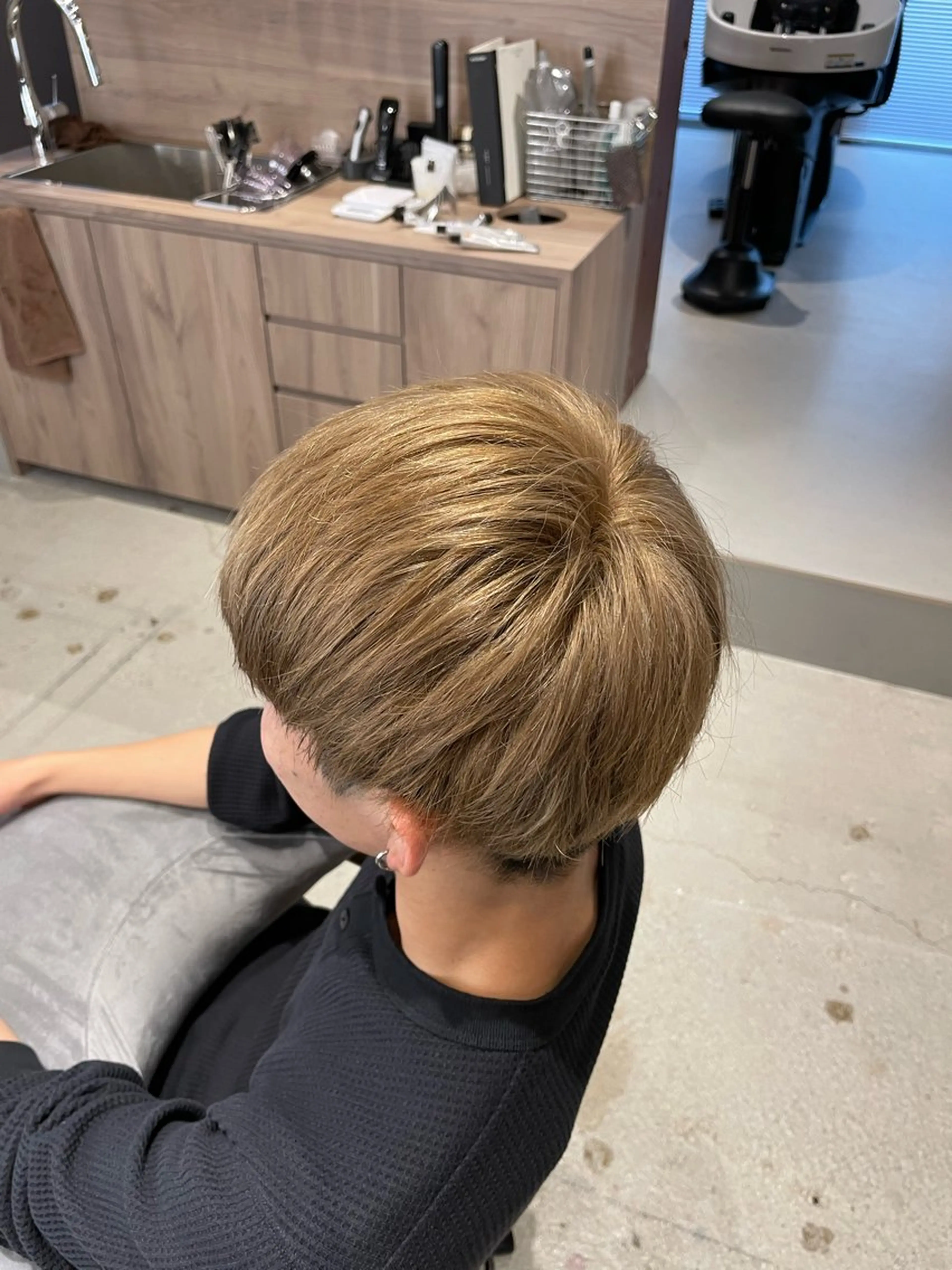 ショート カラー メンズ メンズブリーチ ベージュカラー ブリーチ ミルクティーベージュ カット ヘアカラー 髪質改善/縮毛/トリ ートメント/平野広大のヘアスタイル