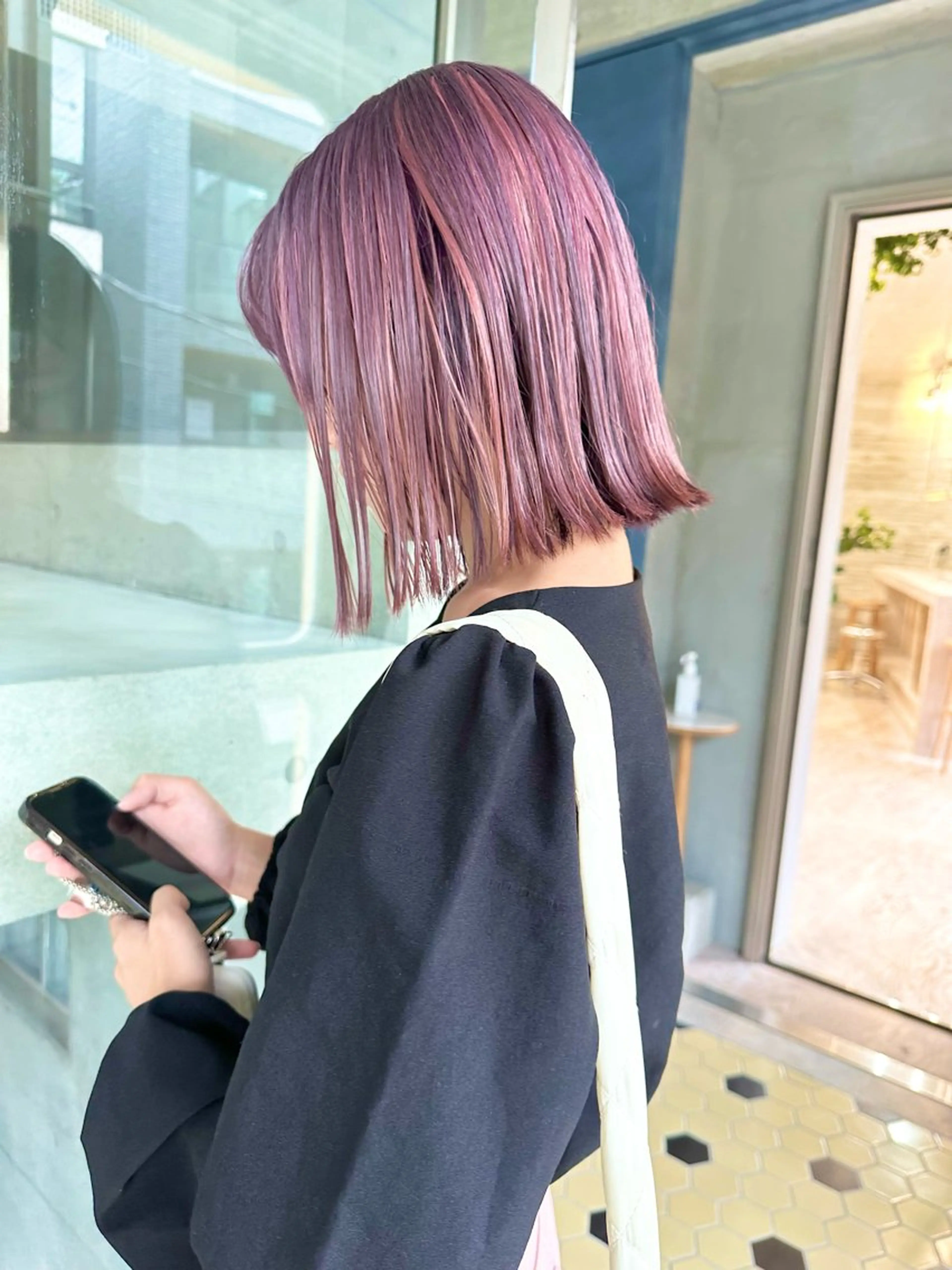 ミディアム カラー デザインカラー ヘアカラー トリートメント ヘッドスパ ヘアセット kai .のヘアスタイル