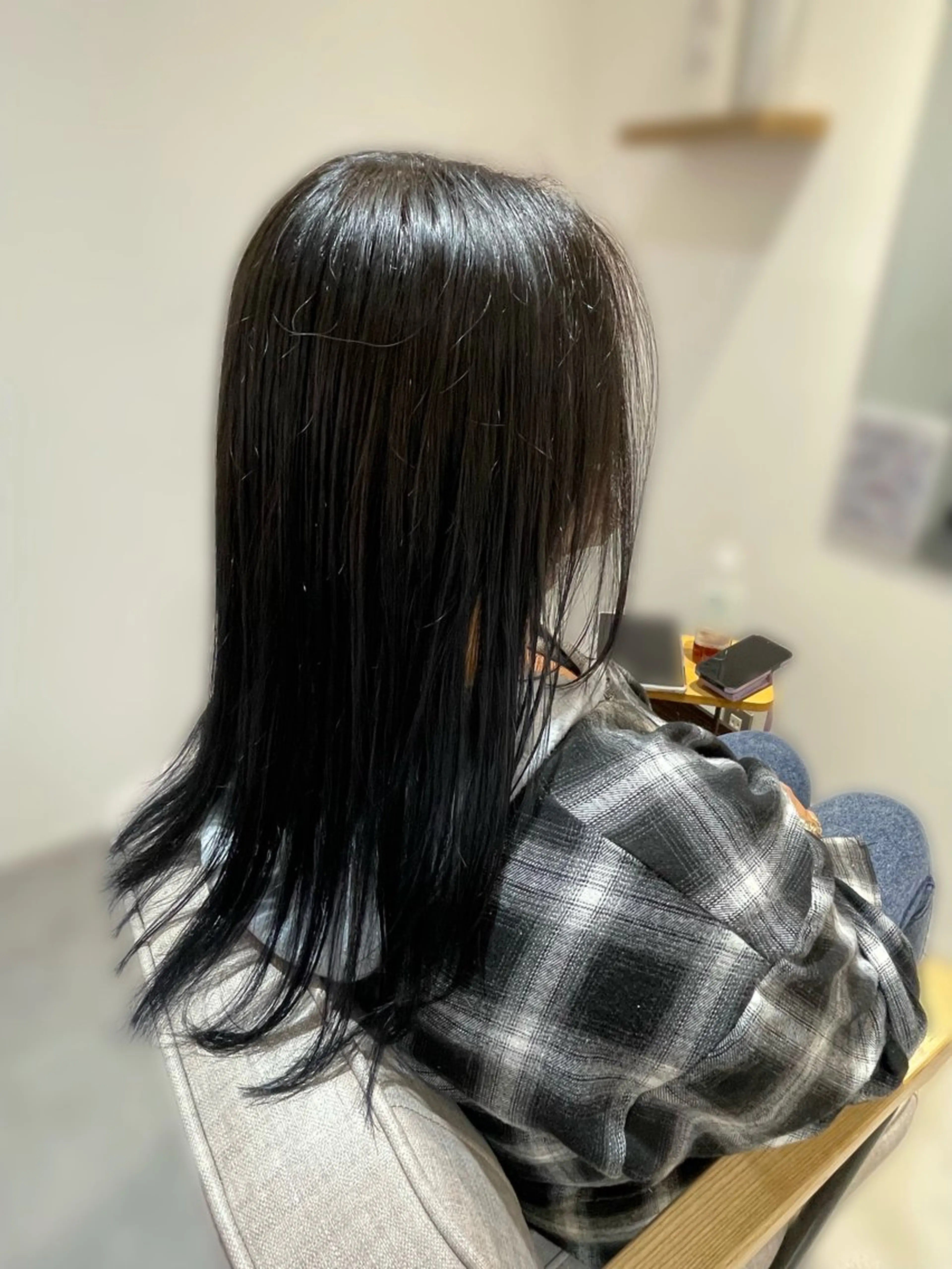 セミロング ヘアカラー トリートメント 髙梨 いず美のヘアスタイル