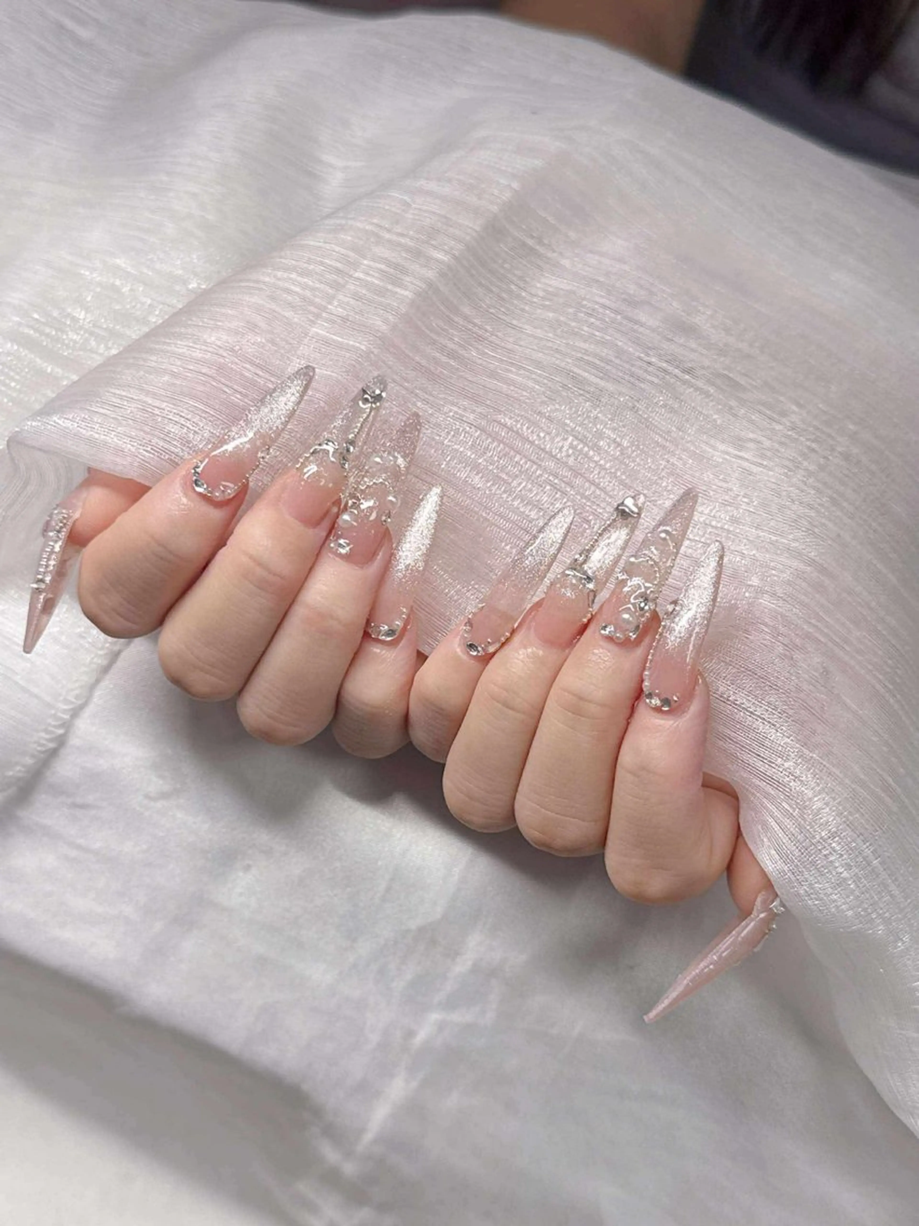 ネイル ハンドネイル Lee Nailsのネイルデザイン