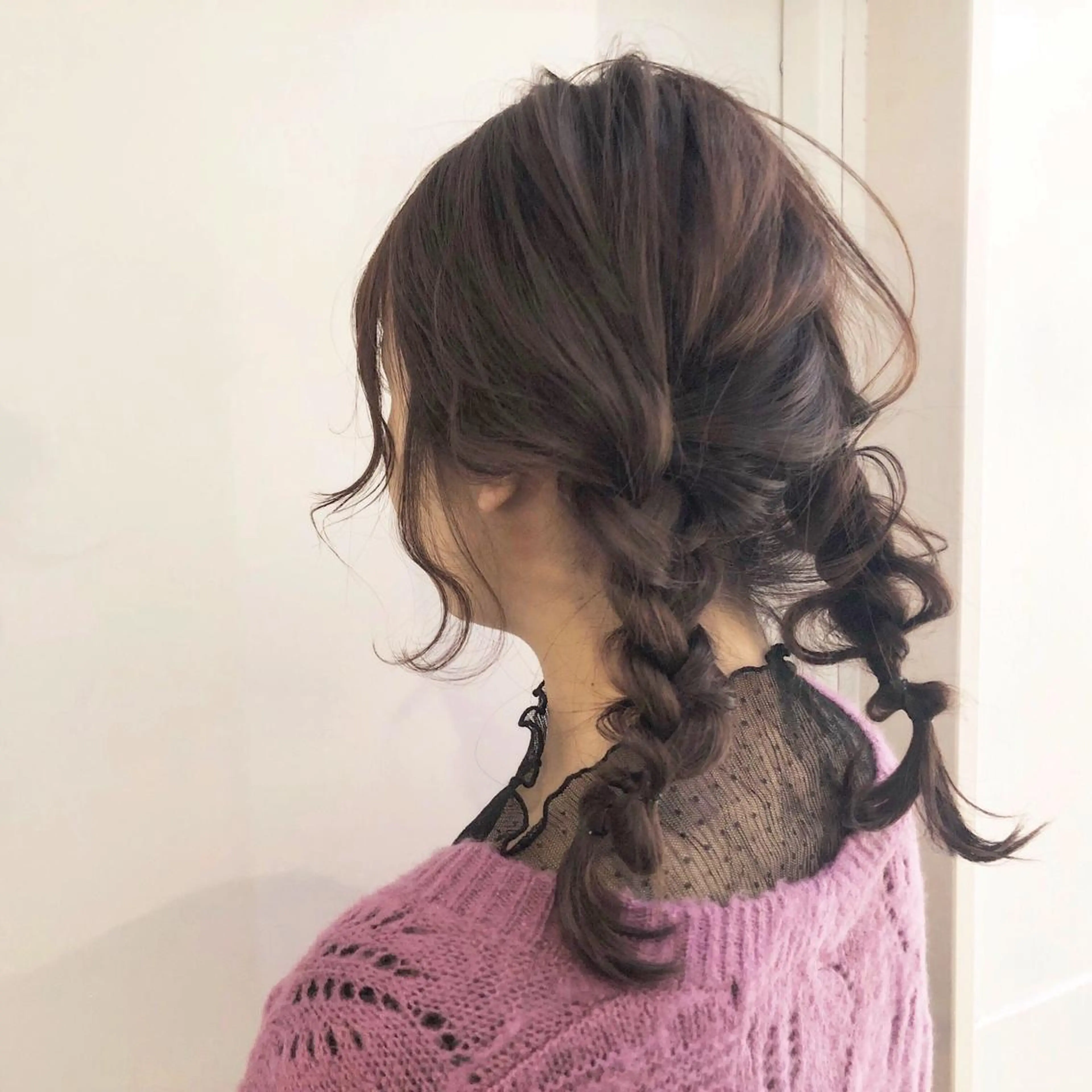 セミロング カラー ヘアアレンジ ツキノキ ミナのヘアスタイル