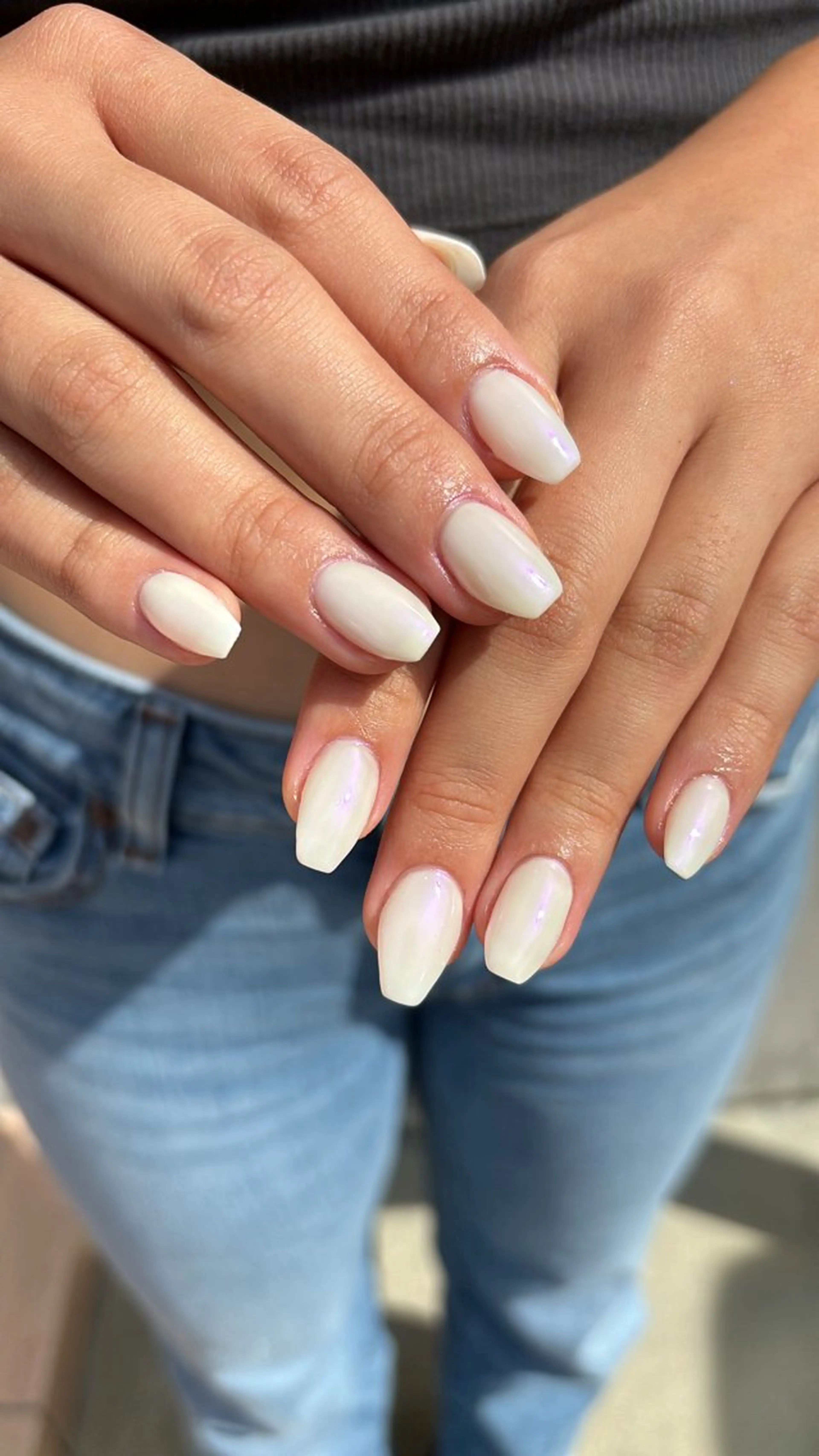 ネイル オーロラネイル ミラーネイル Nail salon RAVE所属・Kinjo Shionのネイルデザイン