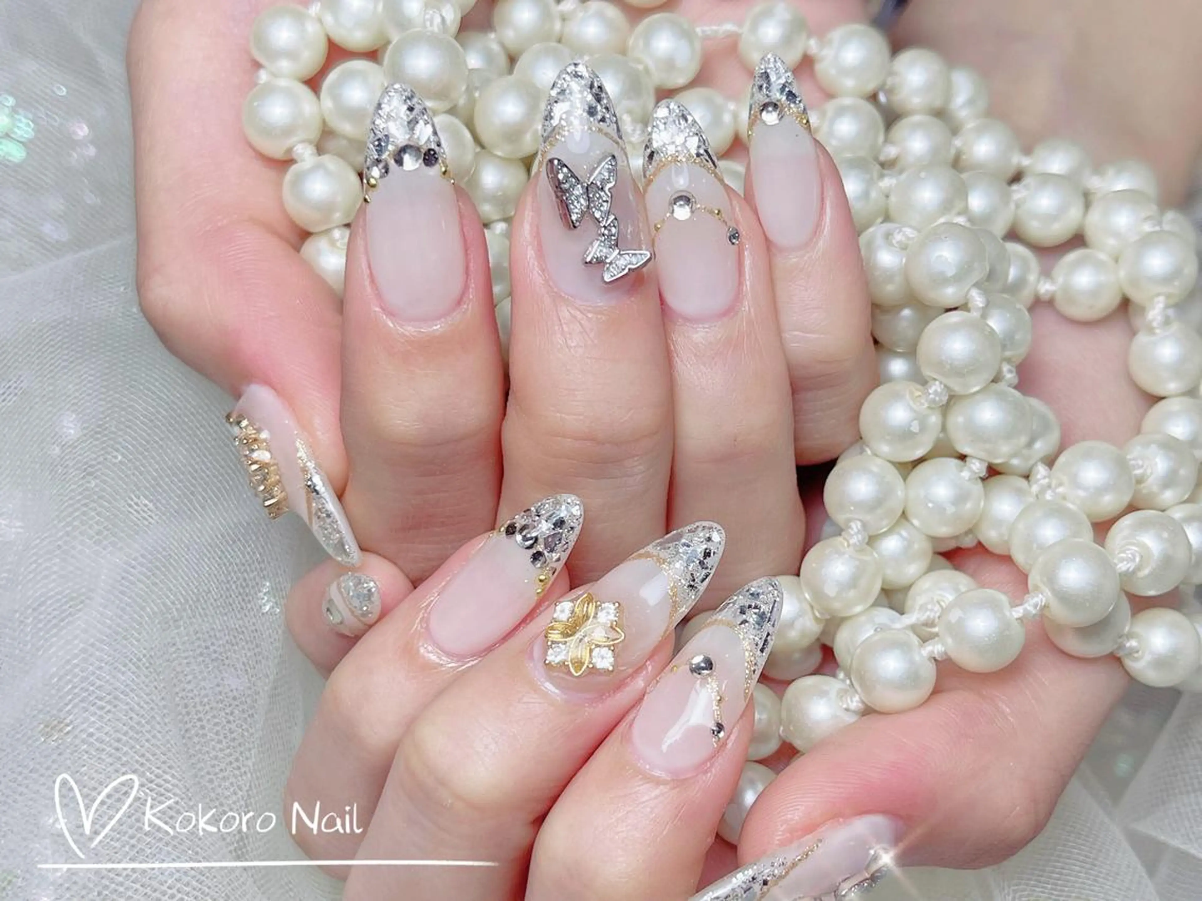 ネイル ハンドネイル ハンドケア 🎀ナナ 🎀のネイルデザイン