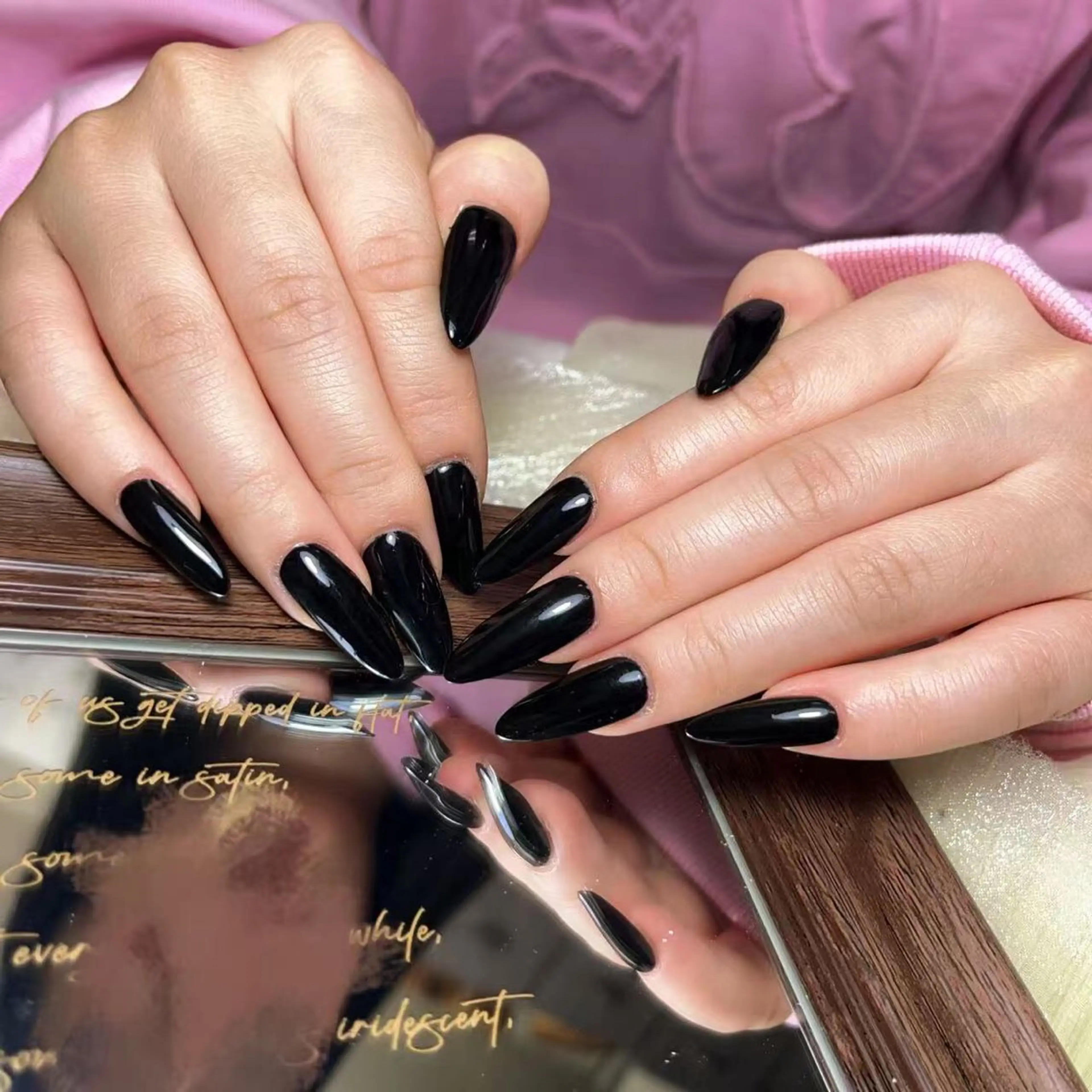 ネイル ハンドネイル ハンドケア bubu nail salon所属・BuBu Nail渋谷桜ヶ丘のネイルデザイン