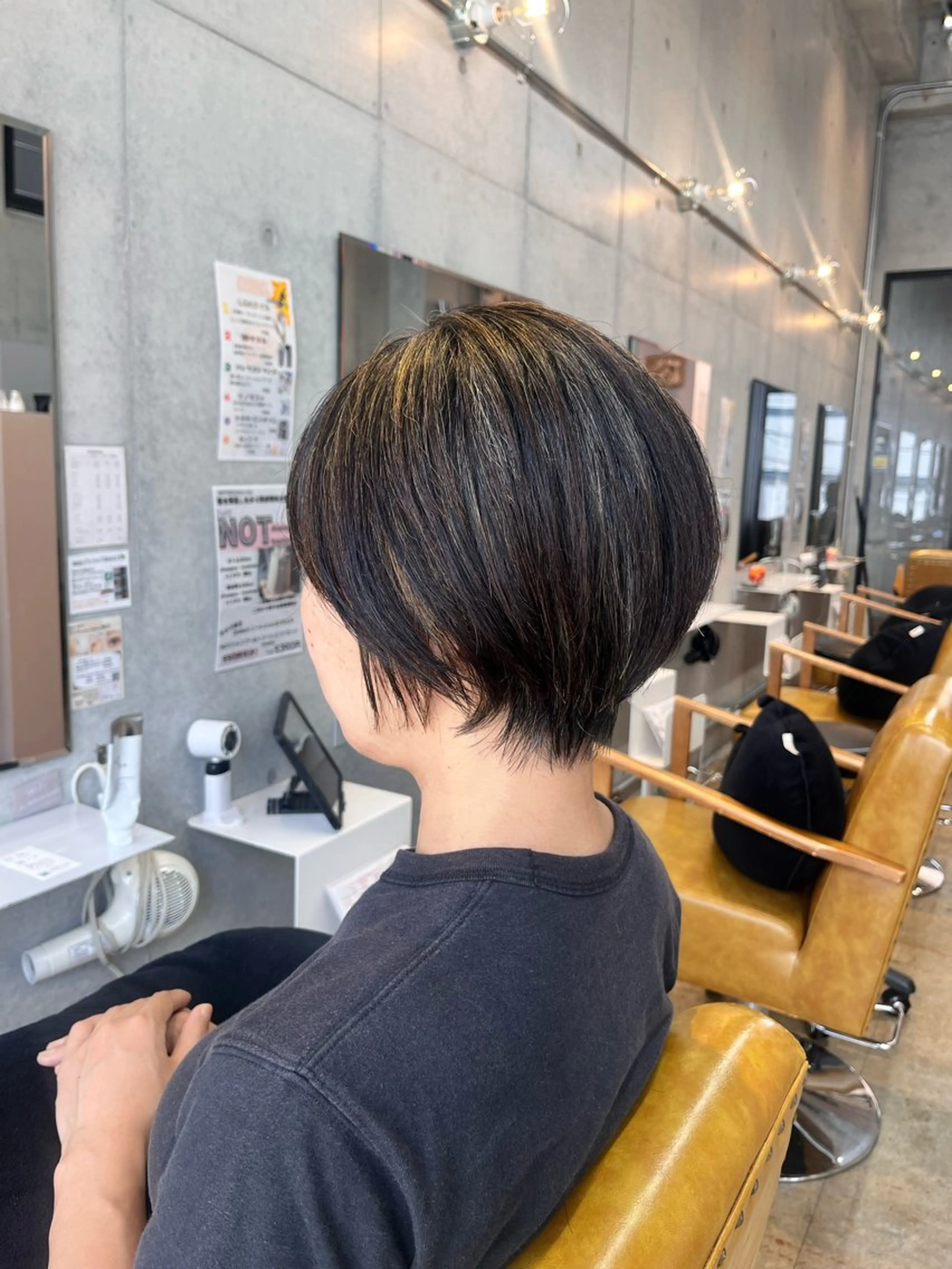 ショート カラー 💠西山果琳💠 マツパモデル募集のヘアスタイル