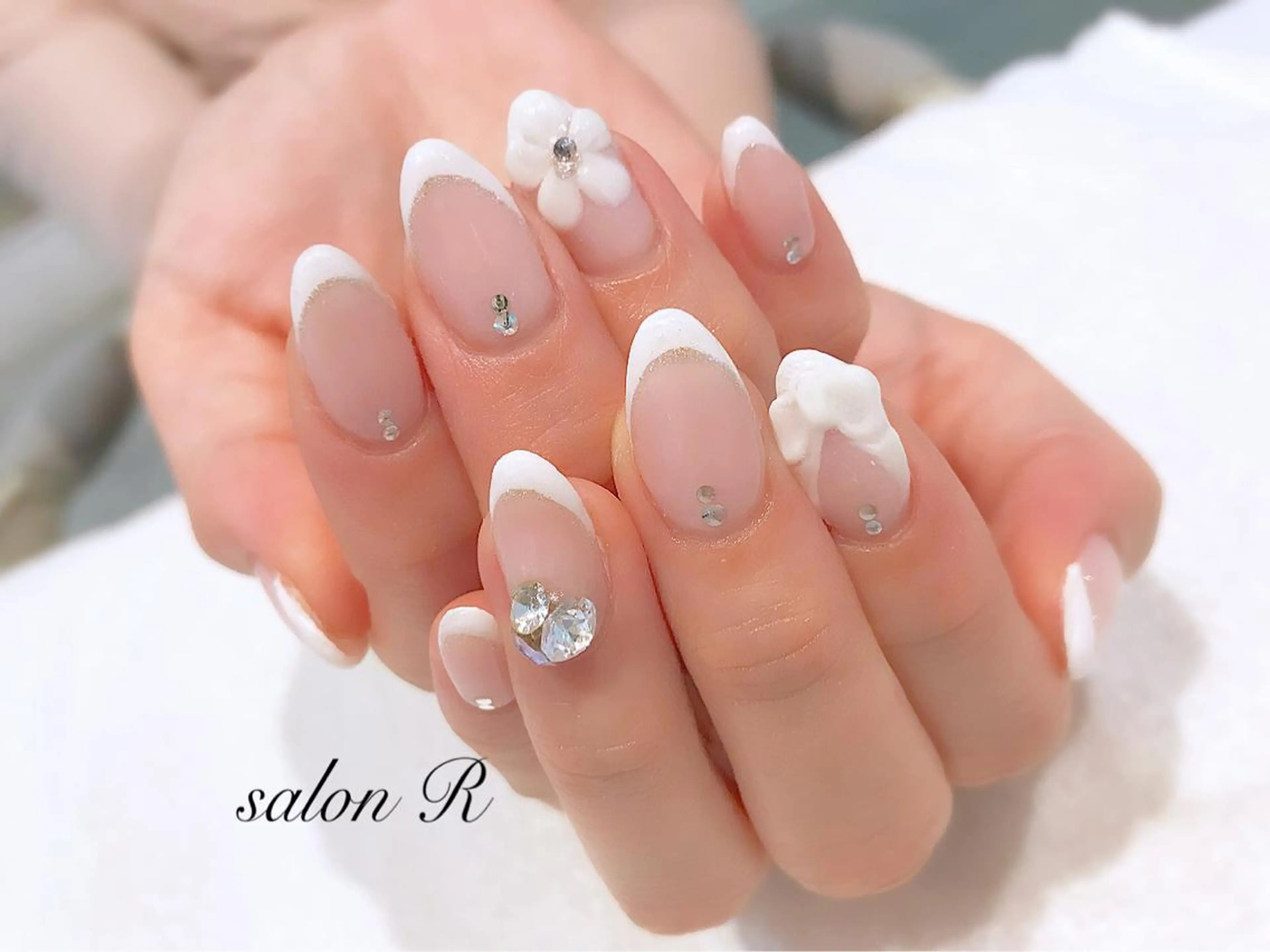 ネイル アートネイル フレンチネイル ハンドネイル Re Pearl～コーディネートサロン～ 市駅前店所属・兵頭 なるみのネイルデザイン