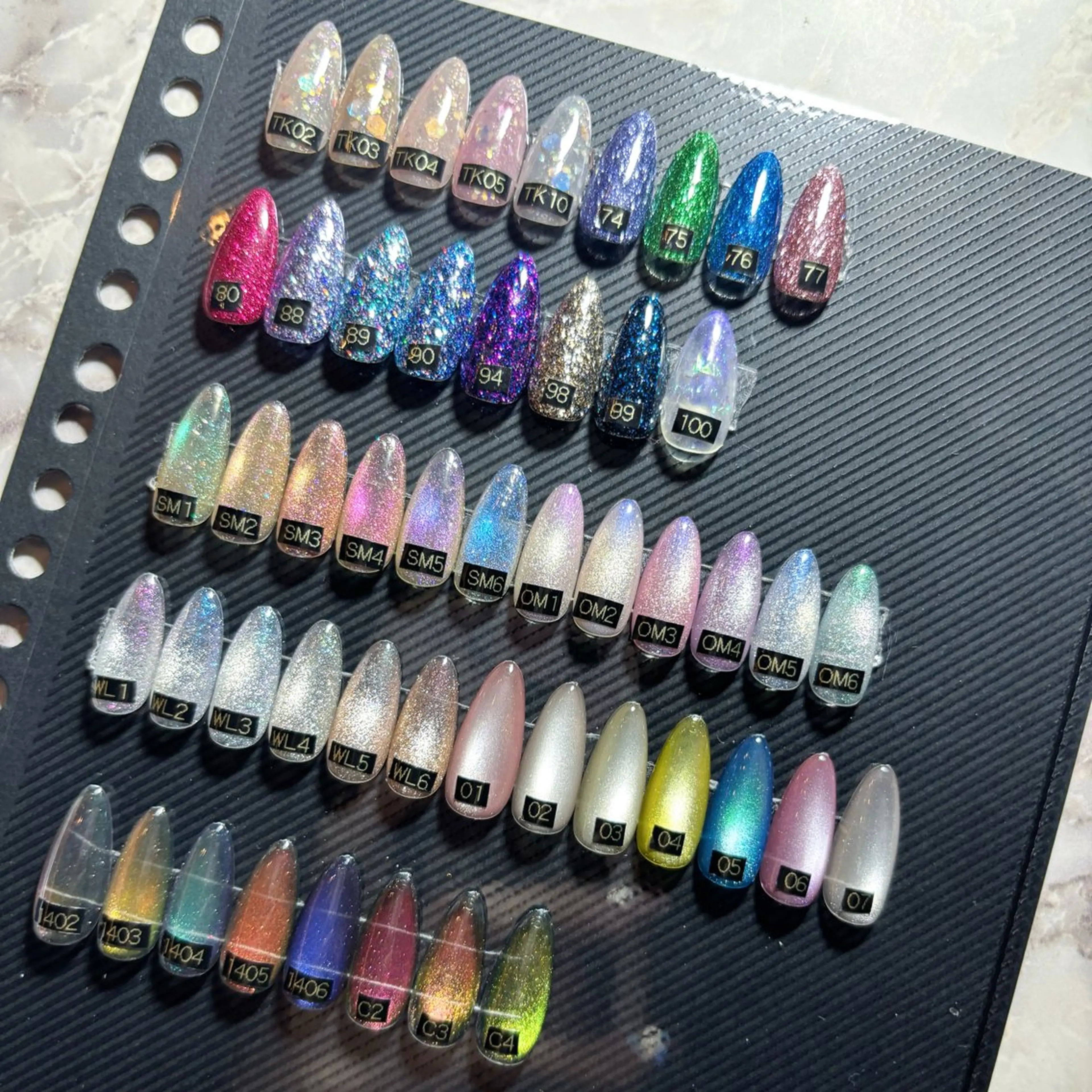 【オフ無】画像から選べる❣️ラメ・マグネット使い切りSALE❣️の写真