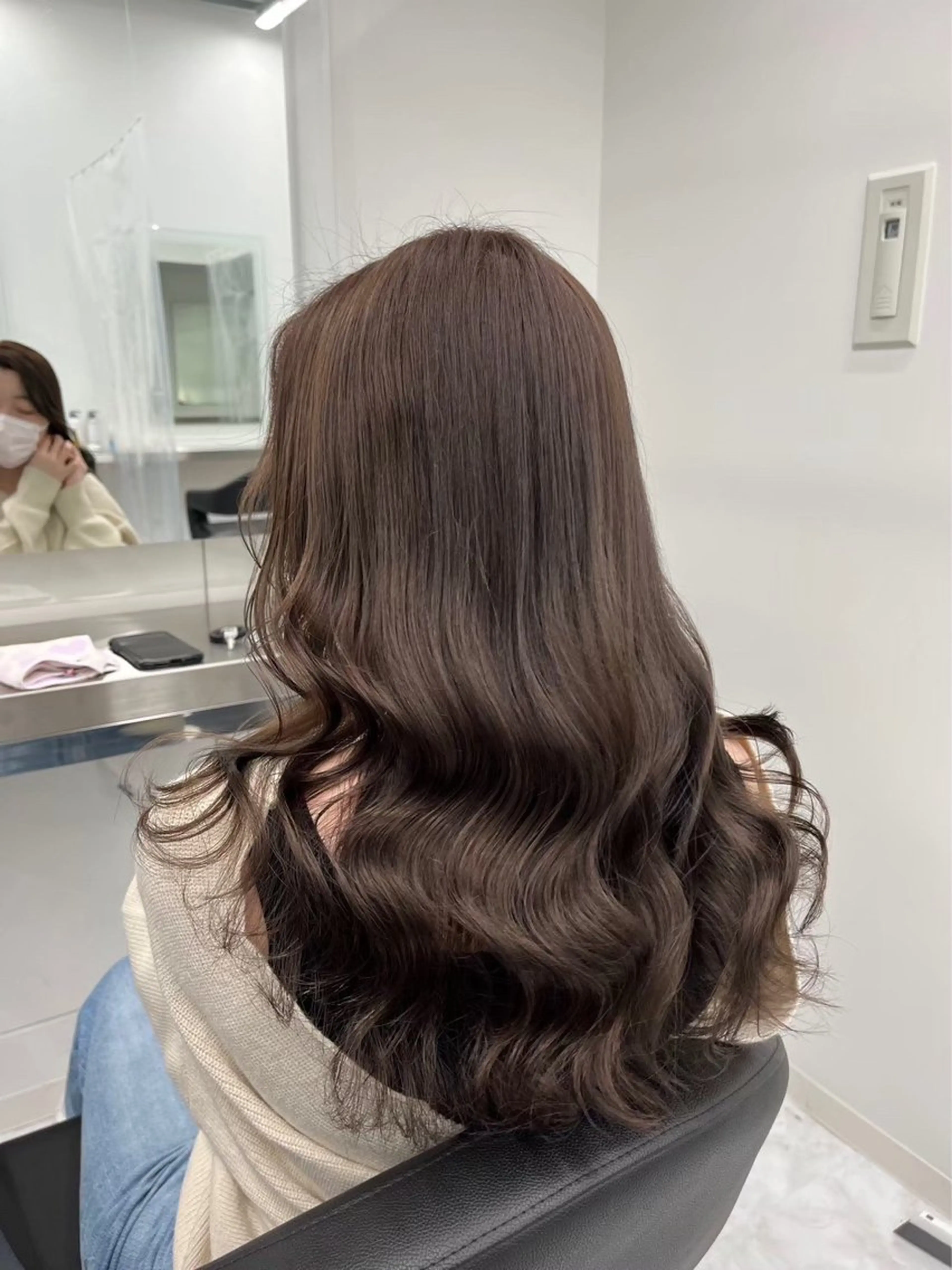 セミロング カラー ヘアアレンジ カット ヘアカラー トリートメント ヘッドスパ ヘアセット 透明感ラベンダー💗 SHOのヘアスタイル