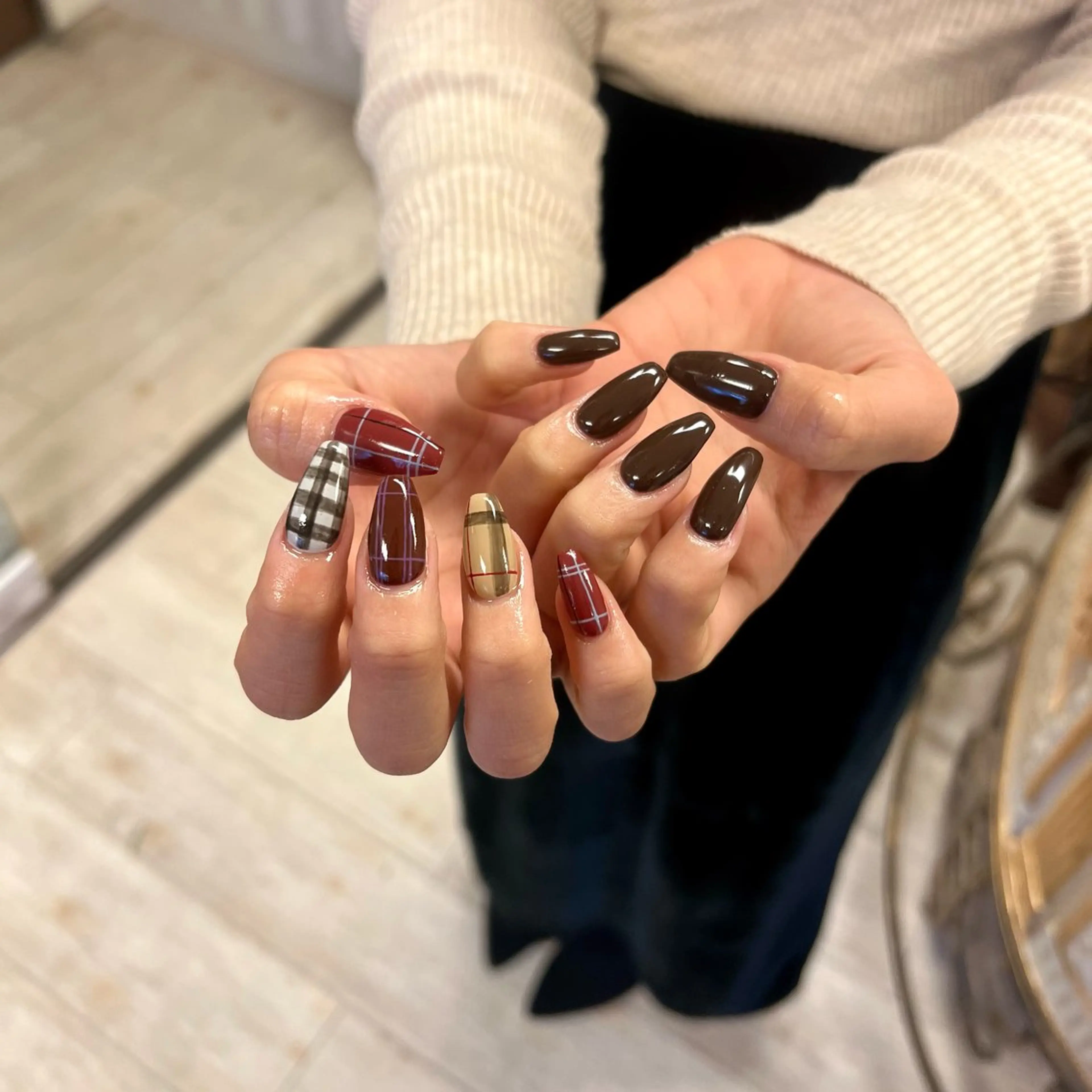 ネイル ハンドネイル SAKURA Total Beauty所属・SAKURA 中島のネイルデザイン