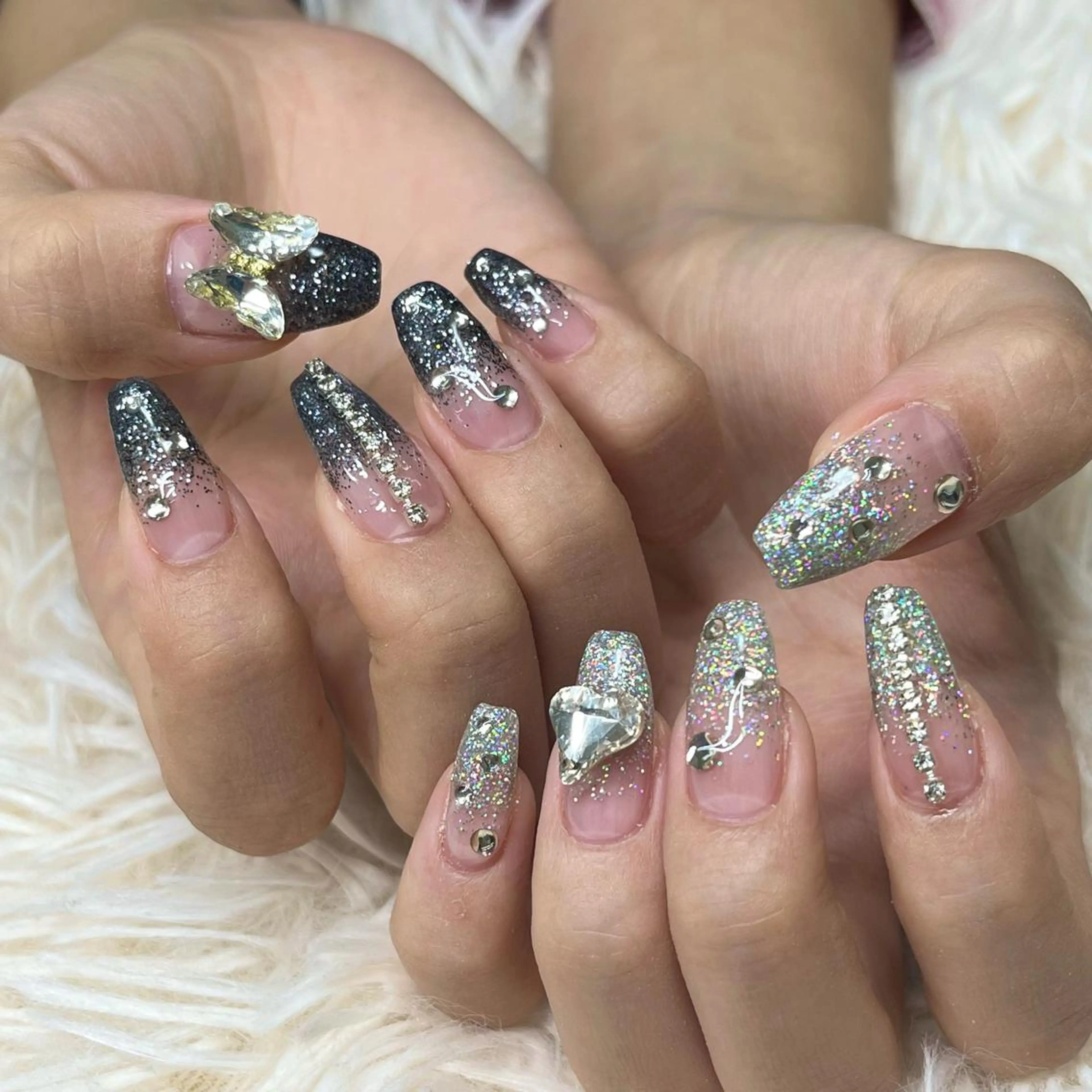 ネイル アートネイル クリアネイル フレンチネイル ジェルネイル ガラスフレンチ ハンドネイル 🐕🦺Yappy 💗A-tanのネイルデザイン