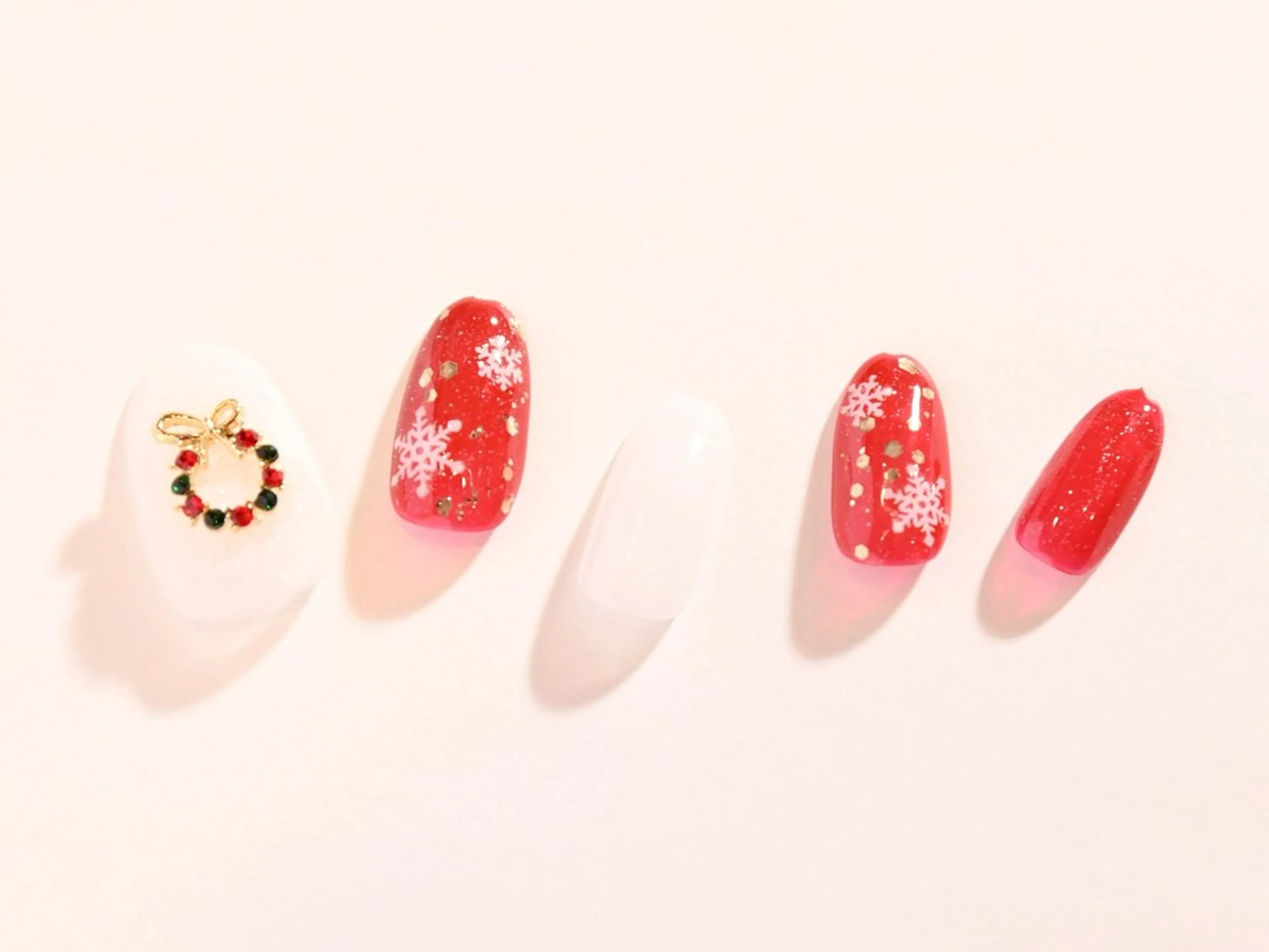 ネイル Tiary Nail Fのネイルデザイン