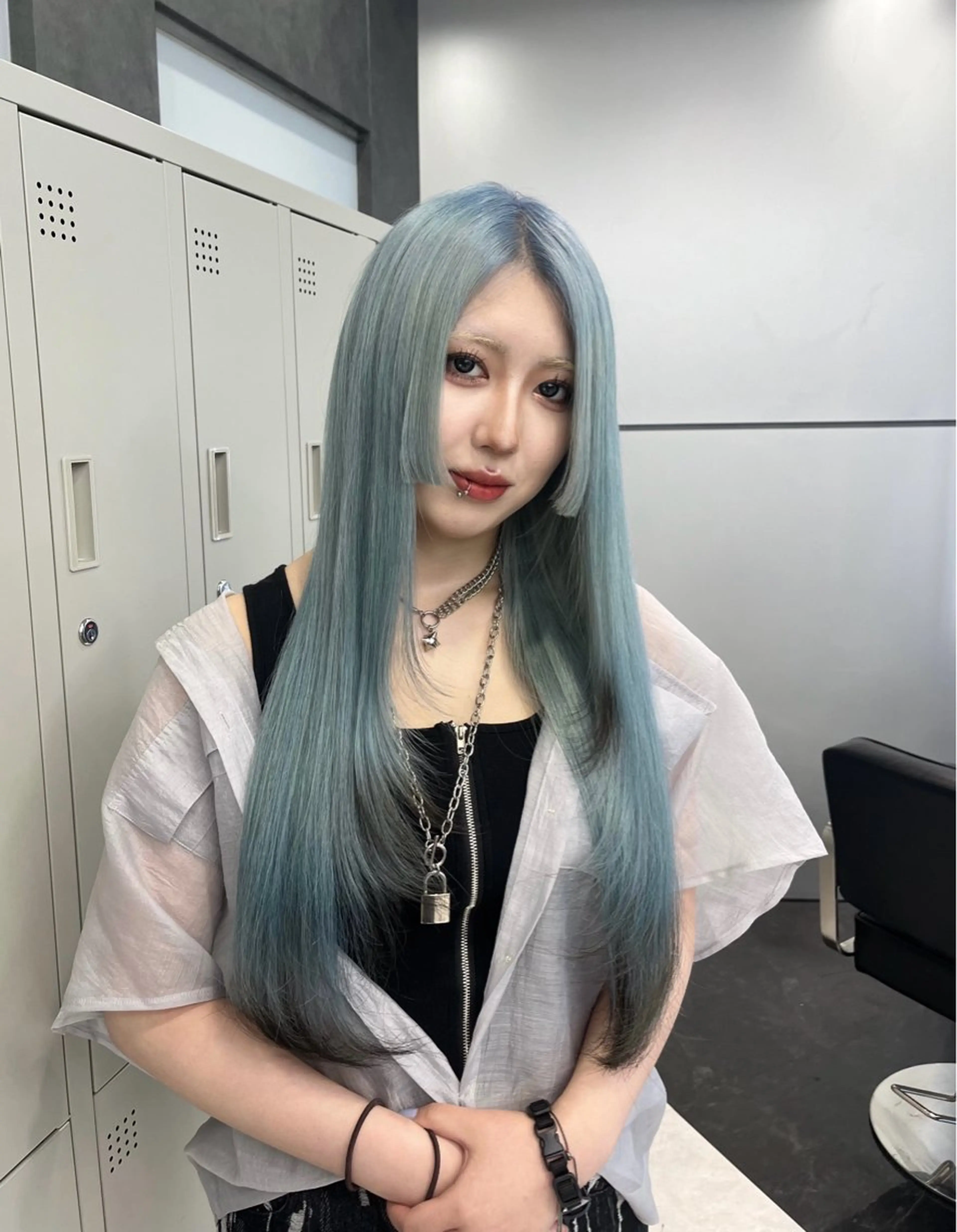 ロング カラー 黒髪 ブリーチ 透明感カラー ハイトーンカラー ヘアカラー トリートメント ヘアセット 韓国ヘア🖤/透明感 shihoのヘアスタイル