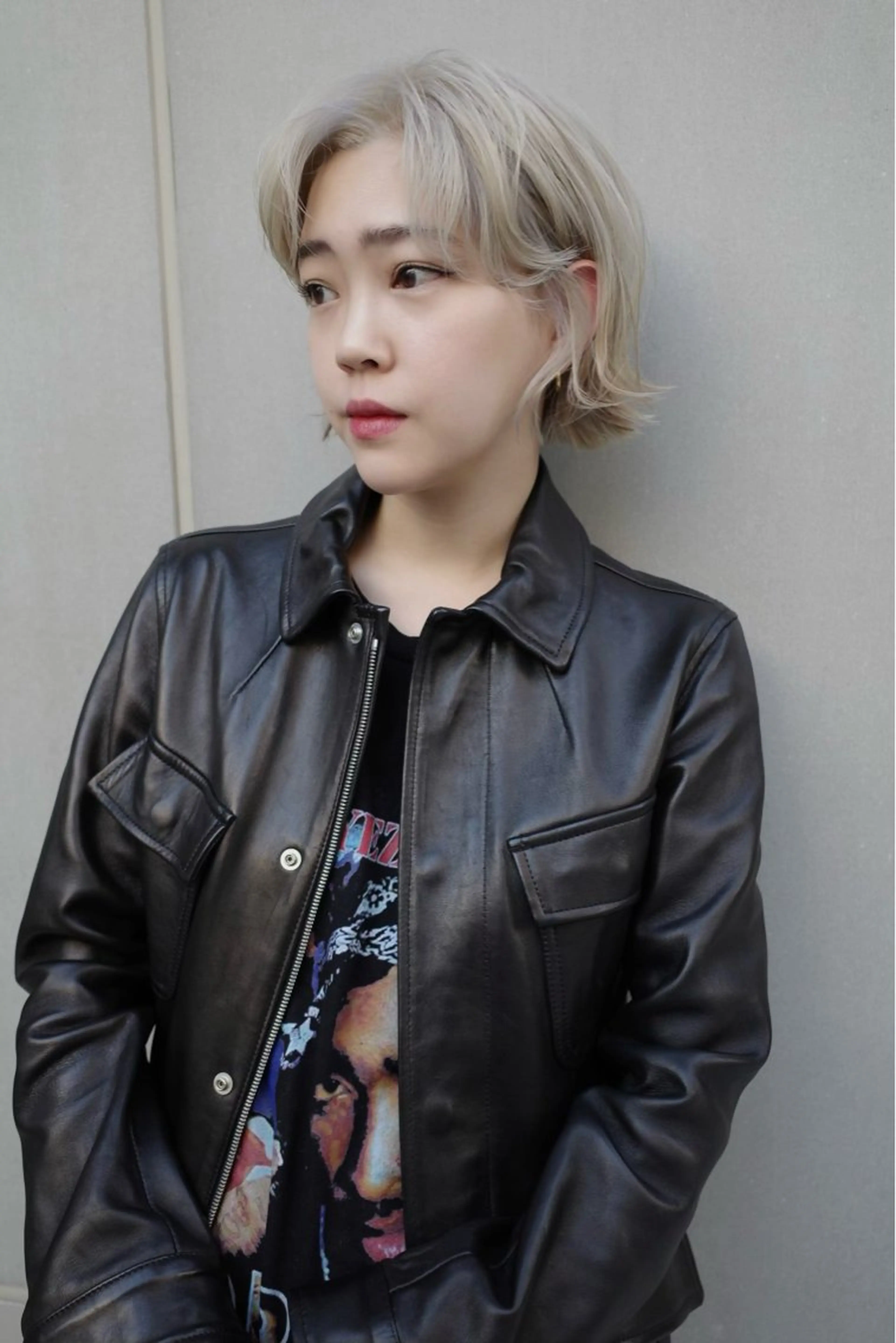 ショート カラー カット ヘアカラー トリートメント SALOWIN所属・ブリーチ🧹 ボブ✨レイヤーのヘアスタイル