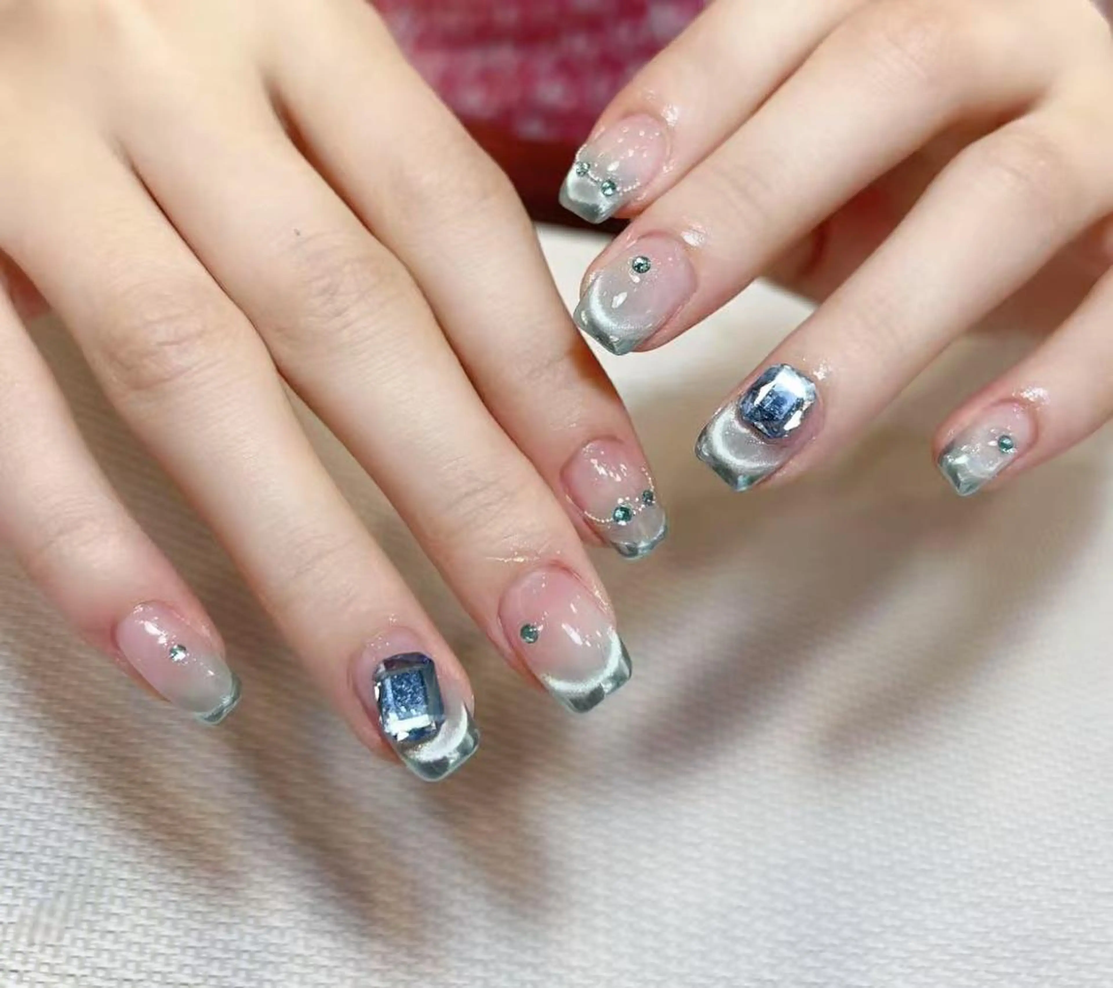ネイル ハンドネイル 🍑 momo_nailのネイルデザイン