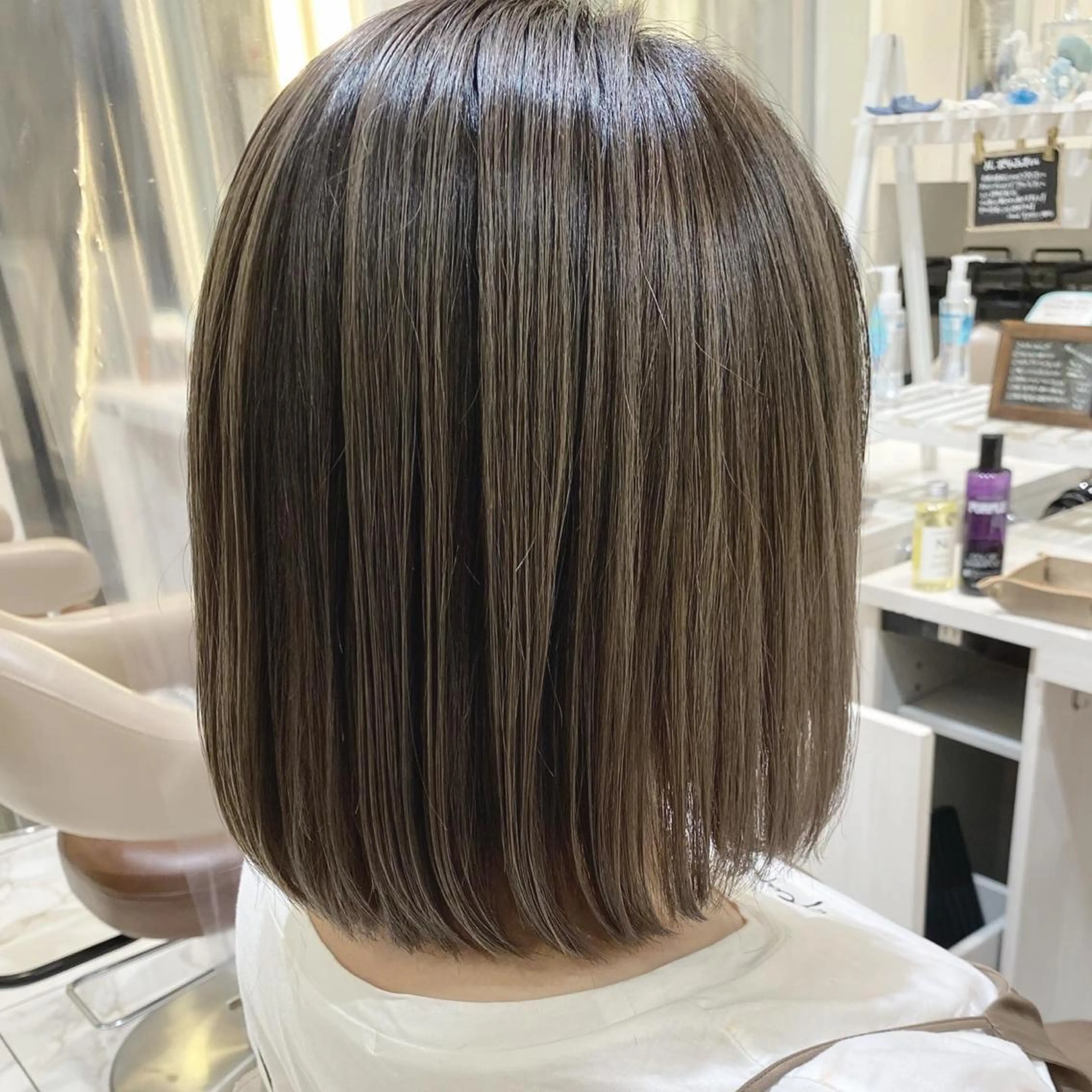 ミディアム カラー バレイヤージュ 髪質改善 レイヤーカット カット ヘアカラー 山崎俊輔/髪質改善 /バレイヤージュのヘアスタイル