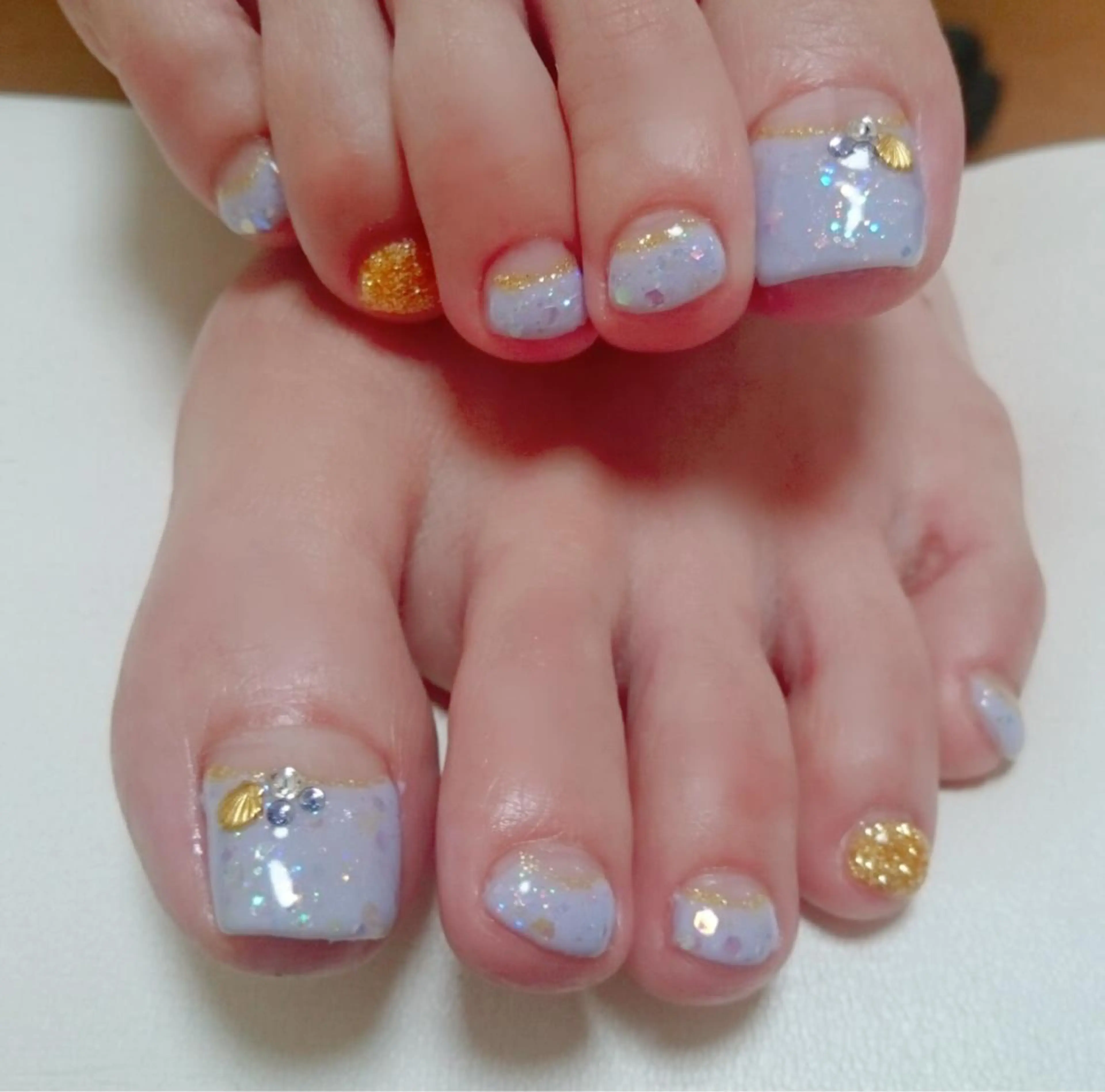 ネイル ネイル＆フラワーサロン〜Ri✦hiro〜鳥栖店所属・HIRATA RIEのネイルデザイン