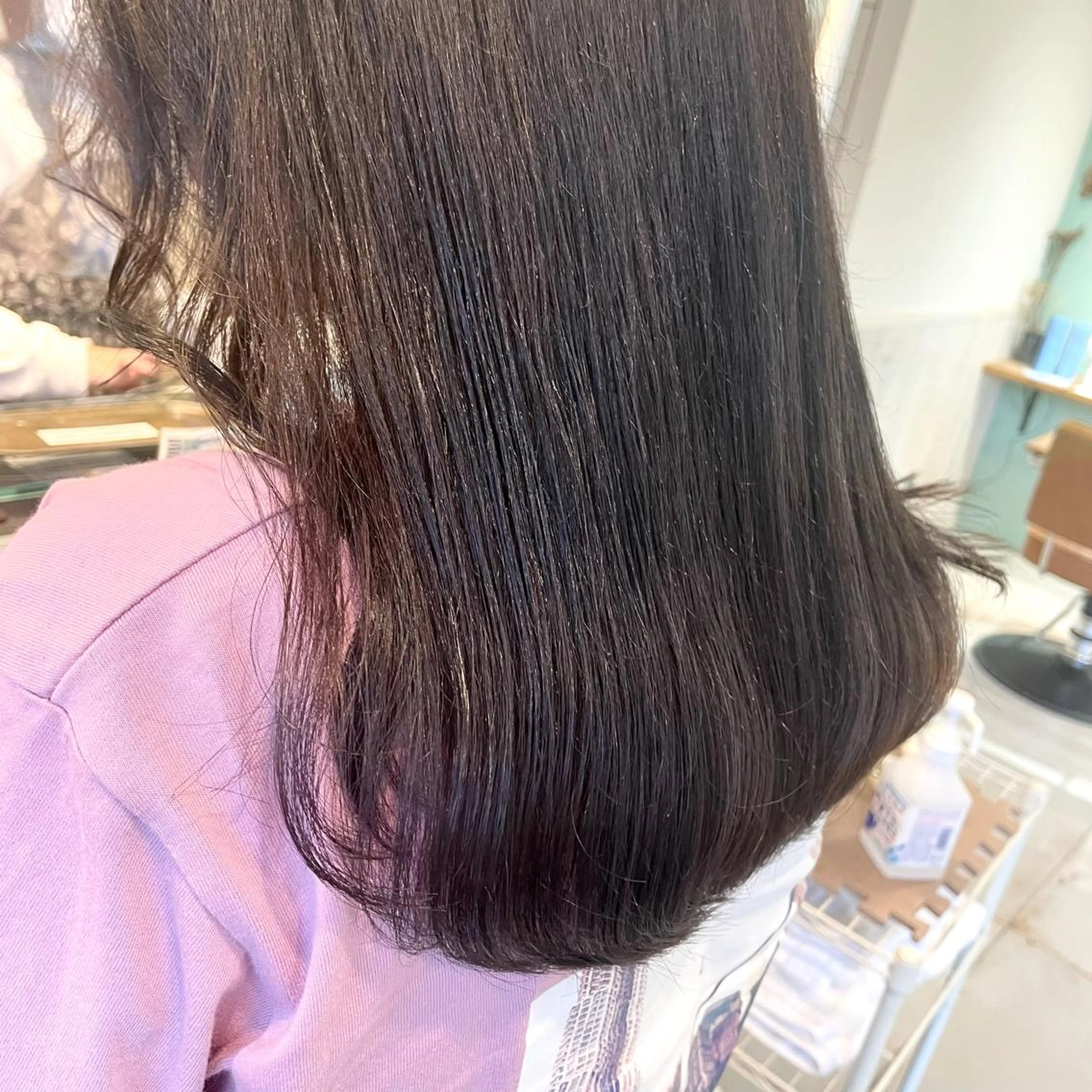 セミロング カラー スナコザワ レナのヘアスタイル