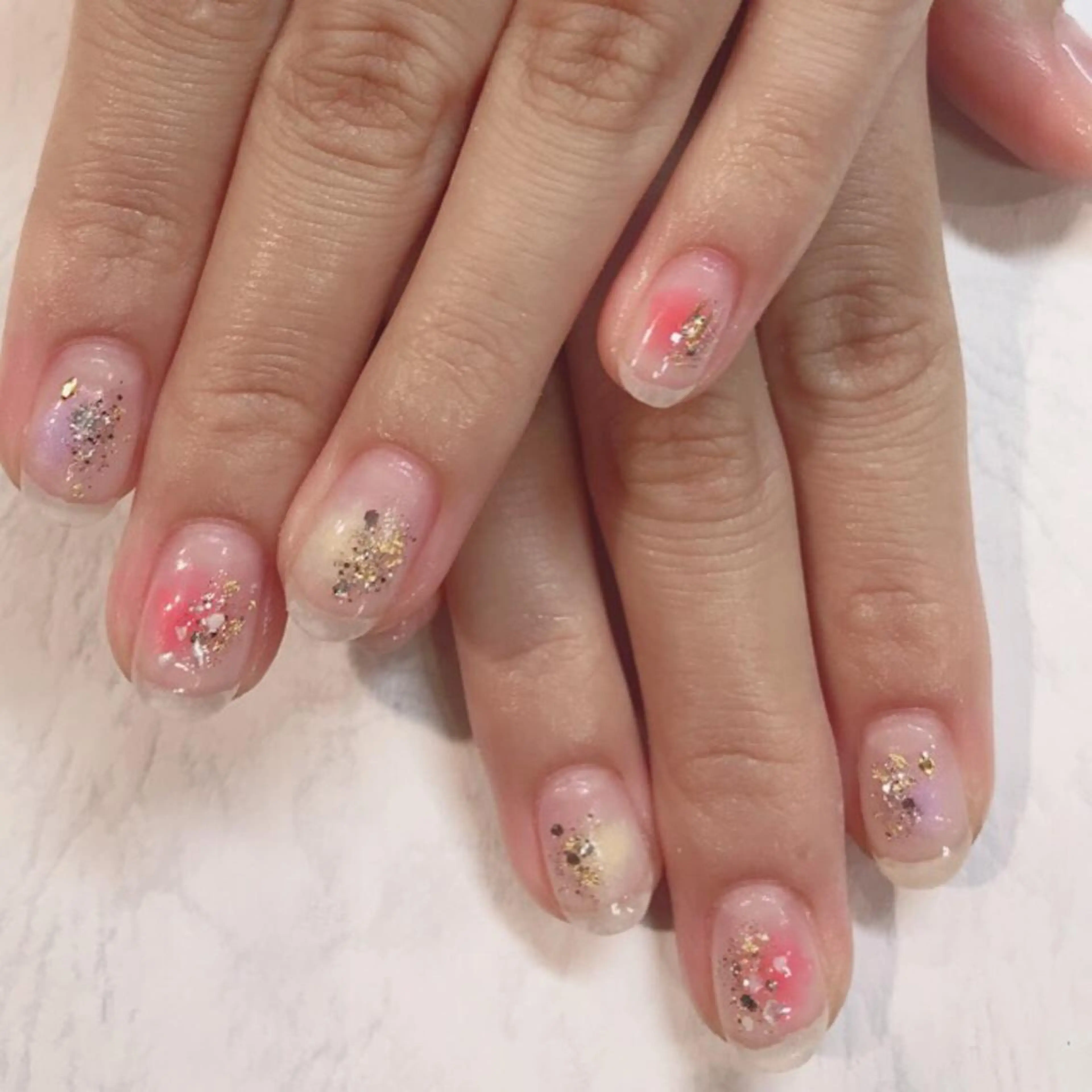 ネイル チークネイル 本田 知美のネイルデザイン