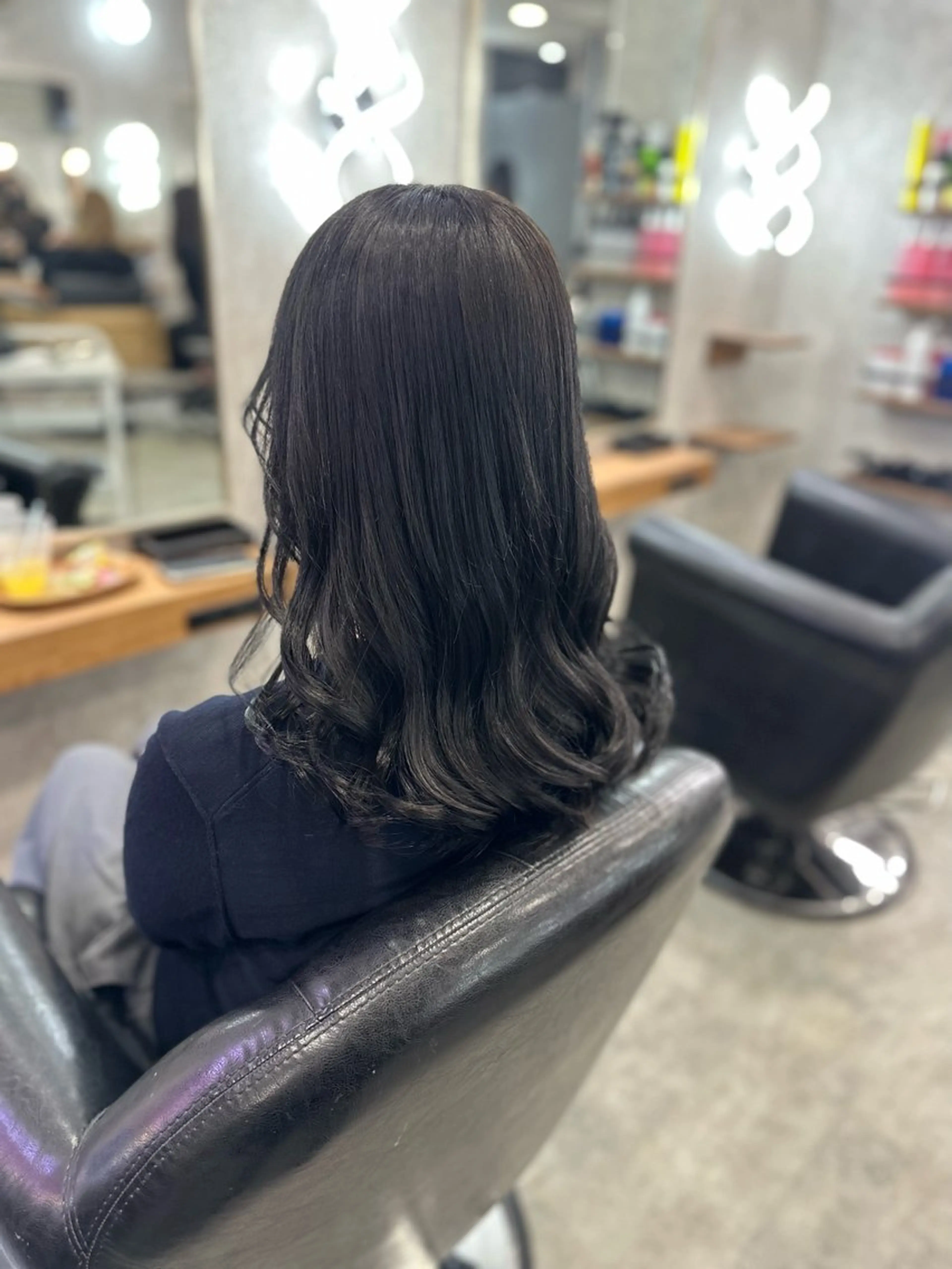 ミディアム ヘアカラー MOURI CHISATOのヘアスタイル