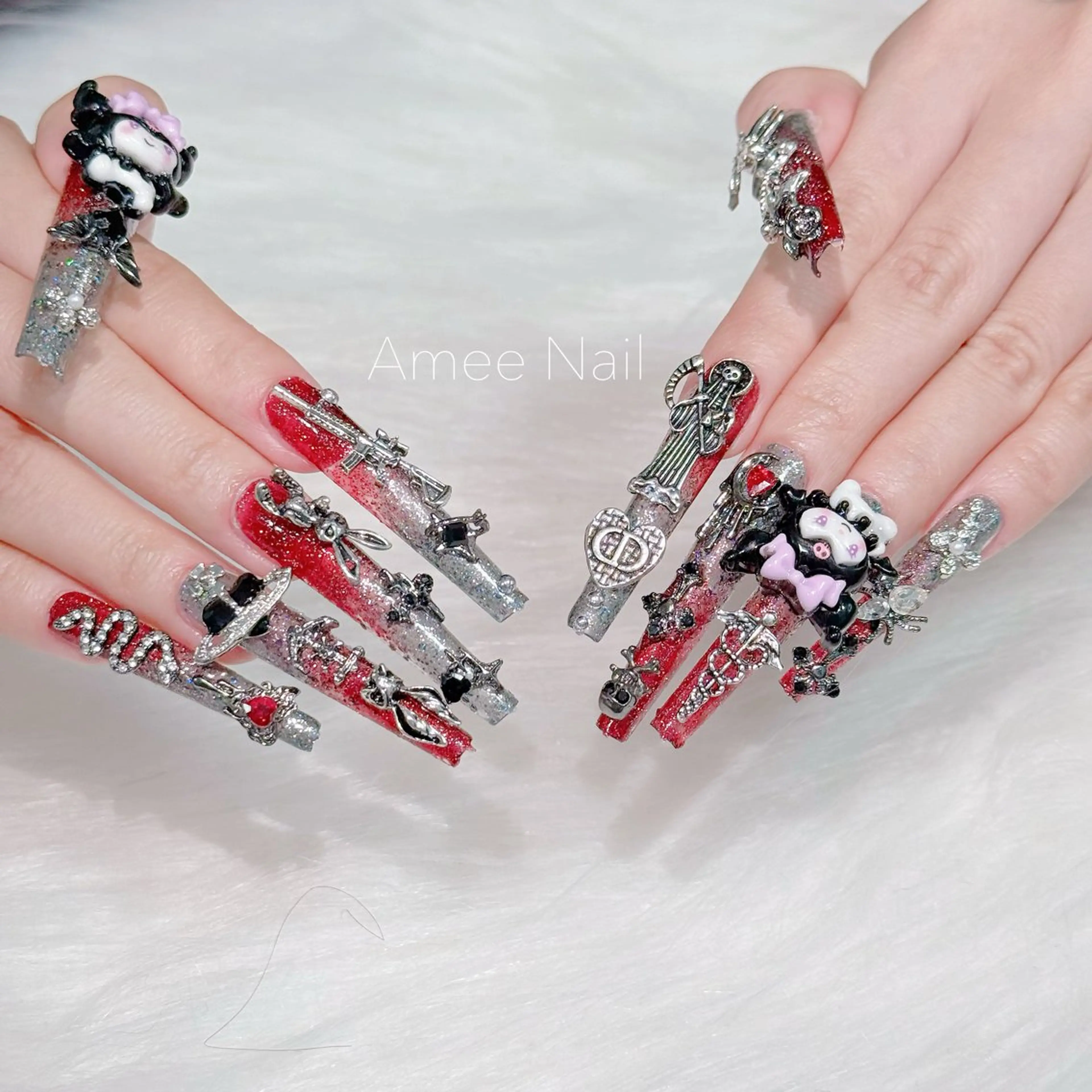 ネイル 成人式 ロングネイル マグネットネイル 大理石ネイル(マーブル) リボン ハンドネイル Amee Nailsalon所属・Amee Nailsalonのネイルデザイン