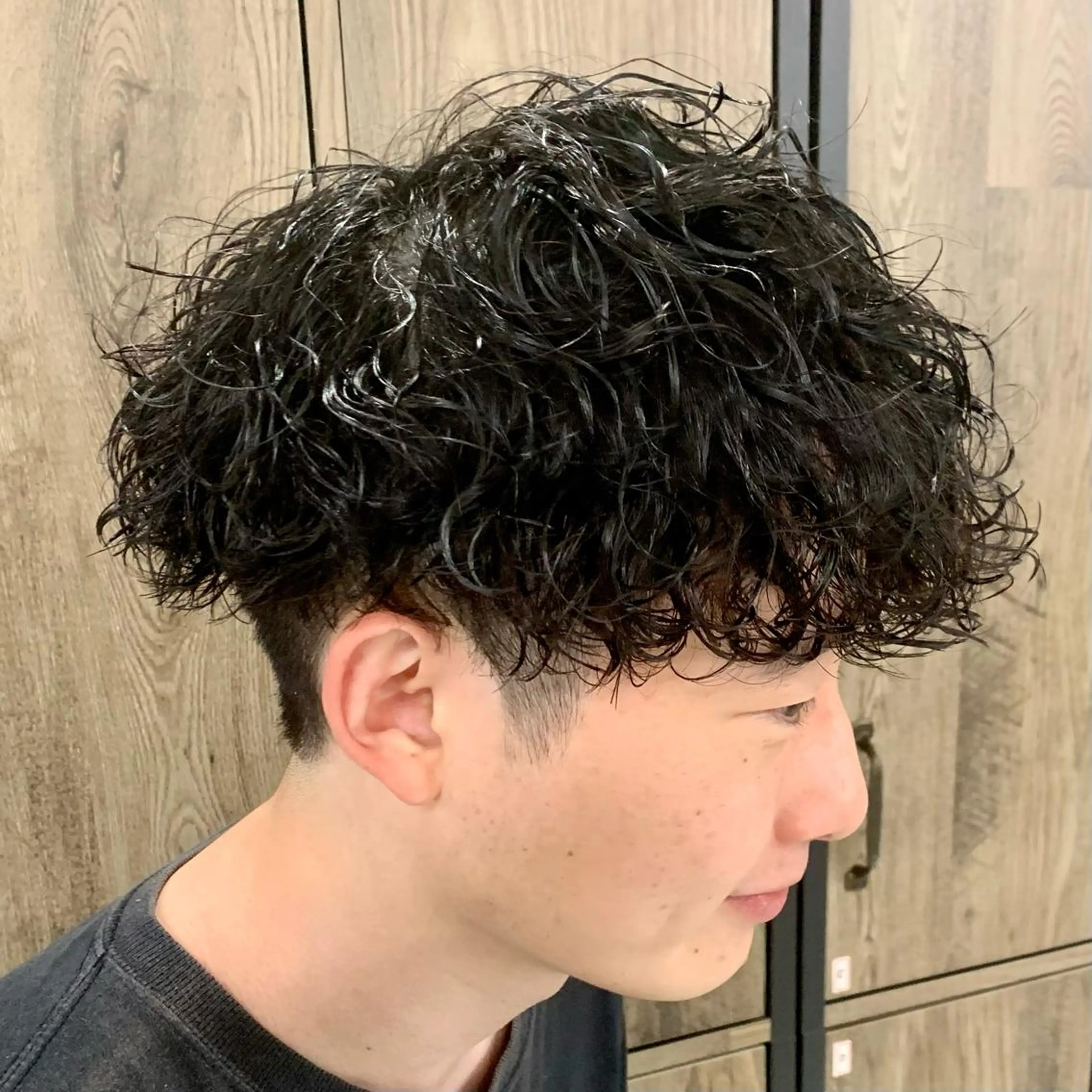 ショート カラー パーマ ヘアアレンジ メンズ カット トリートメント ヘアセット メンズ人気NO,1 Genieジーニーのヘアスタイル