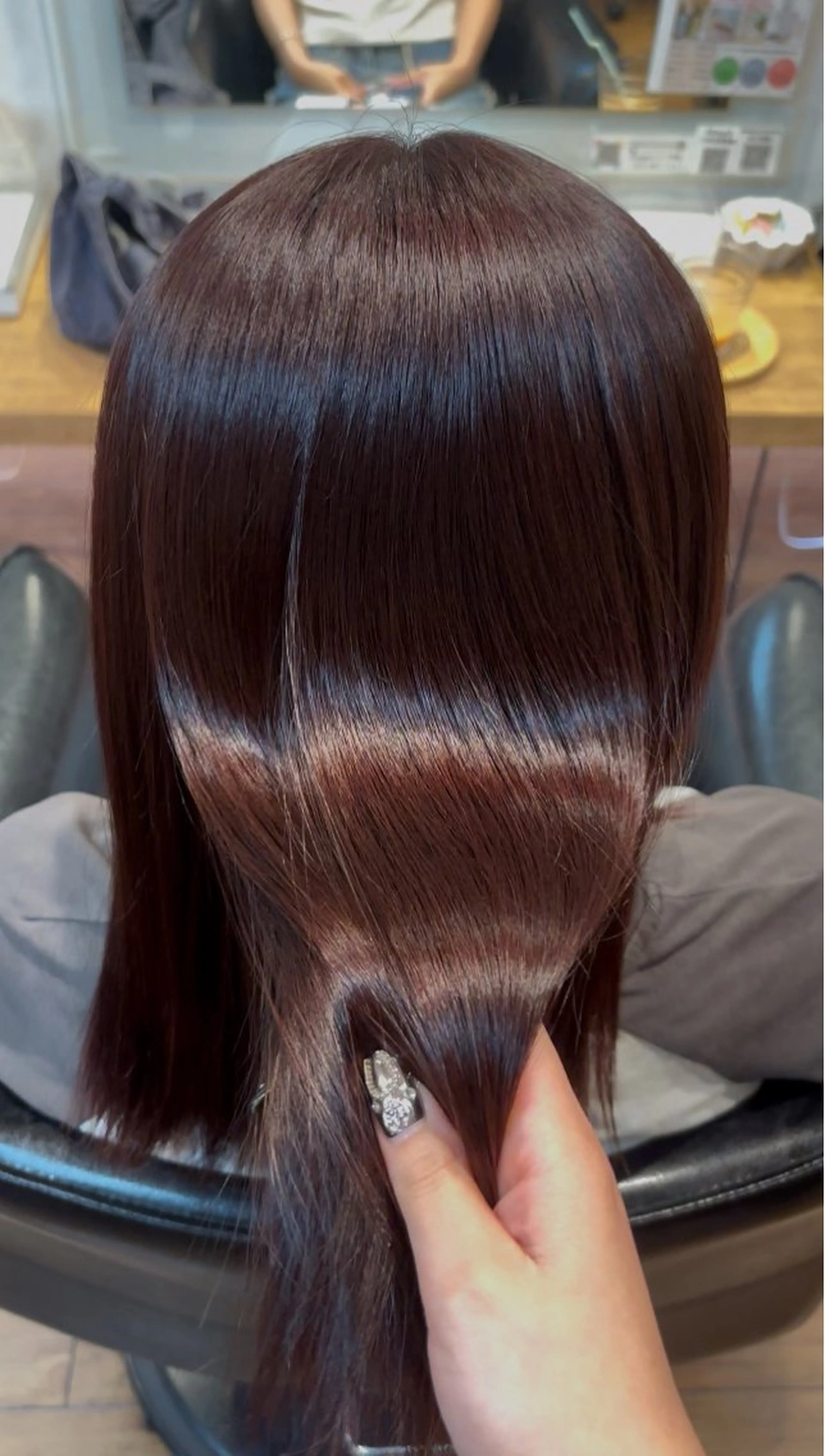 ロング カラー いいじま あきねのヘアスタイル