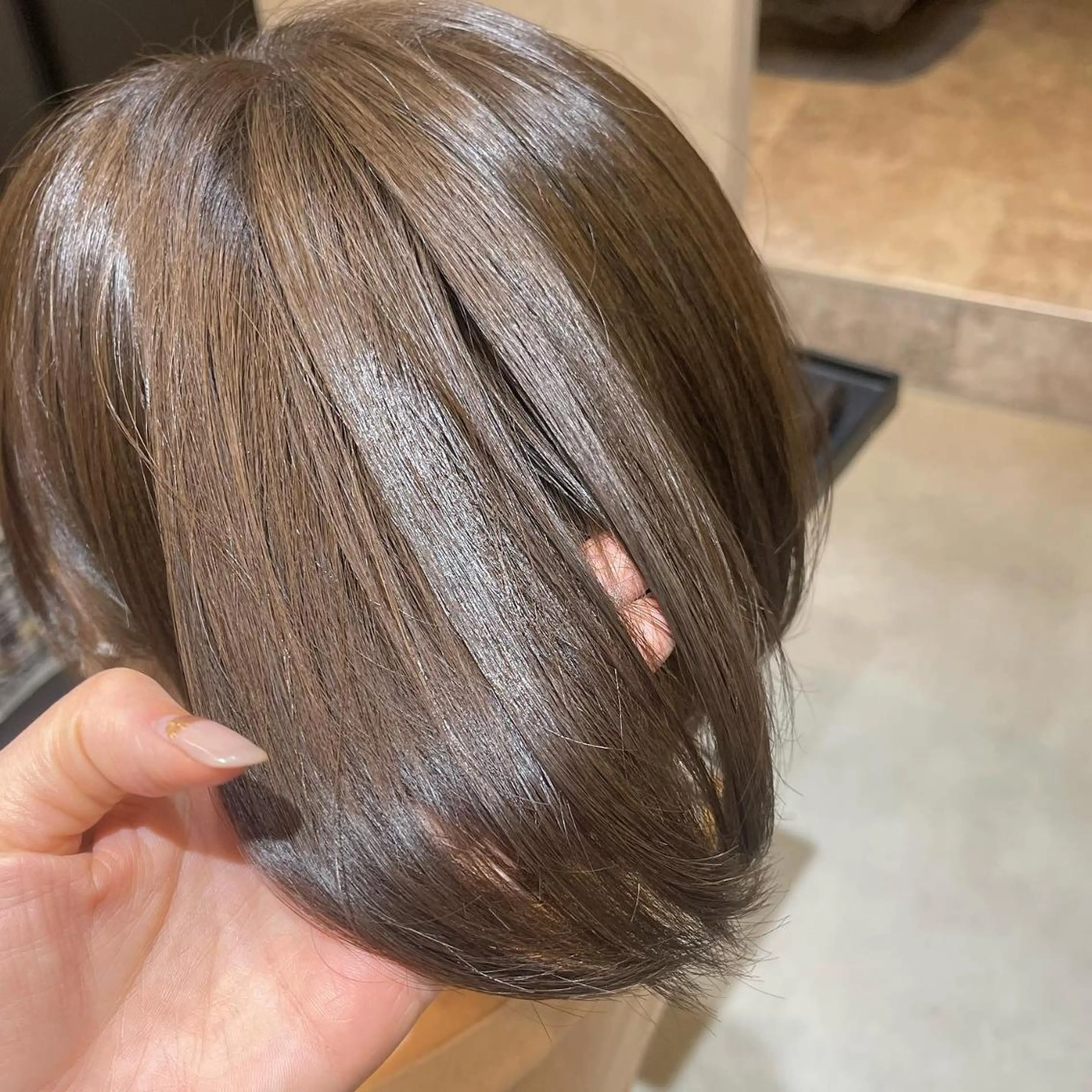 ミディアム カラー ヘアアレンジ イルミナカラー 髪質改善 レイヤーカット 外ハネヘア 縮毛矯正 ❥【韓国風ヘア】 stylist 林❥のエステ・リラクイメージ