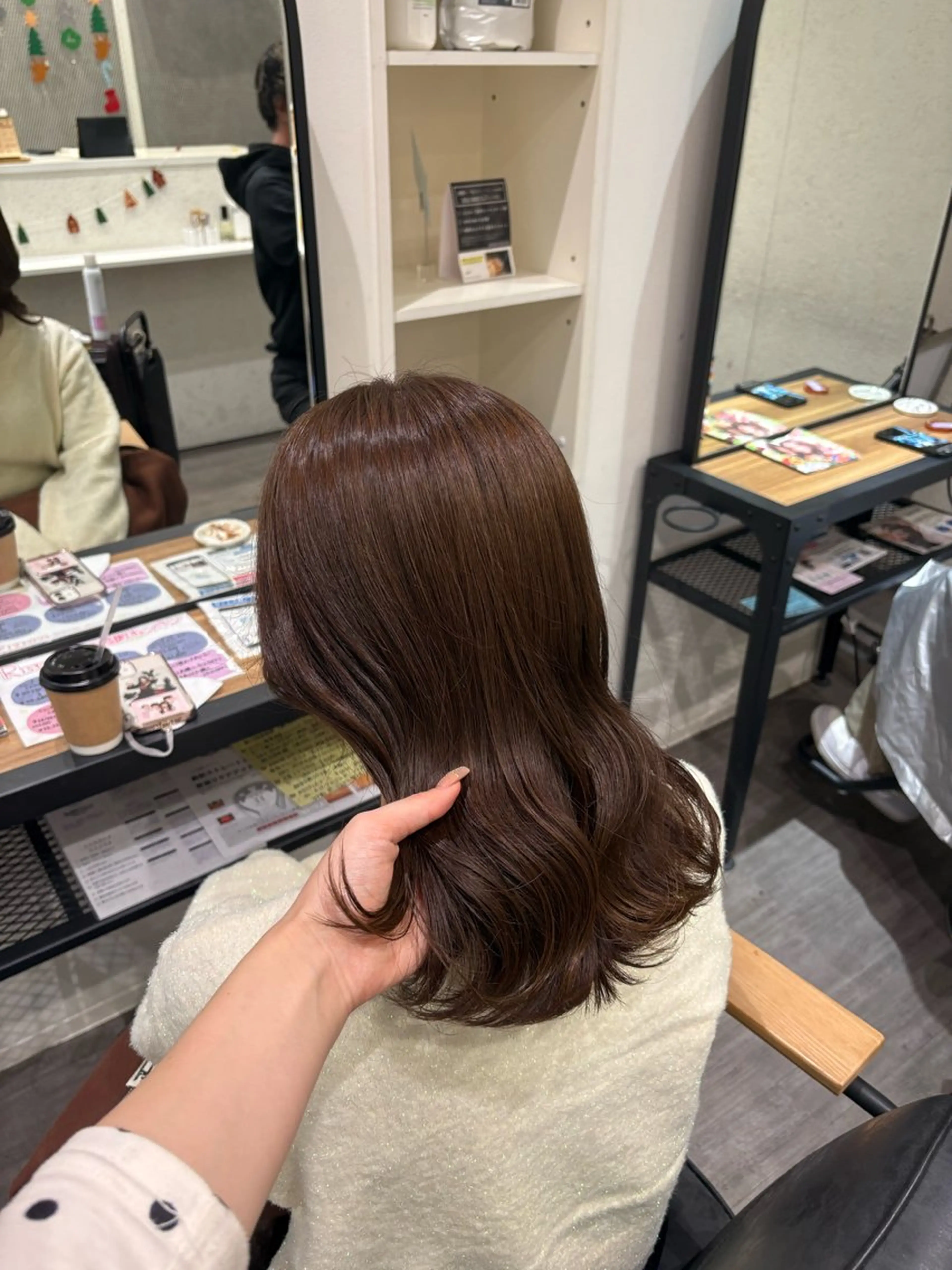 ミディアム カラー nijika/ カラーリスト🫧のヘアスタイル