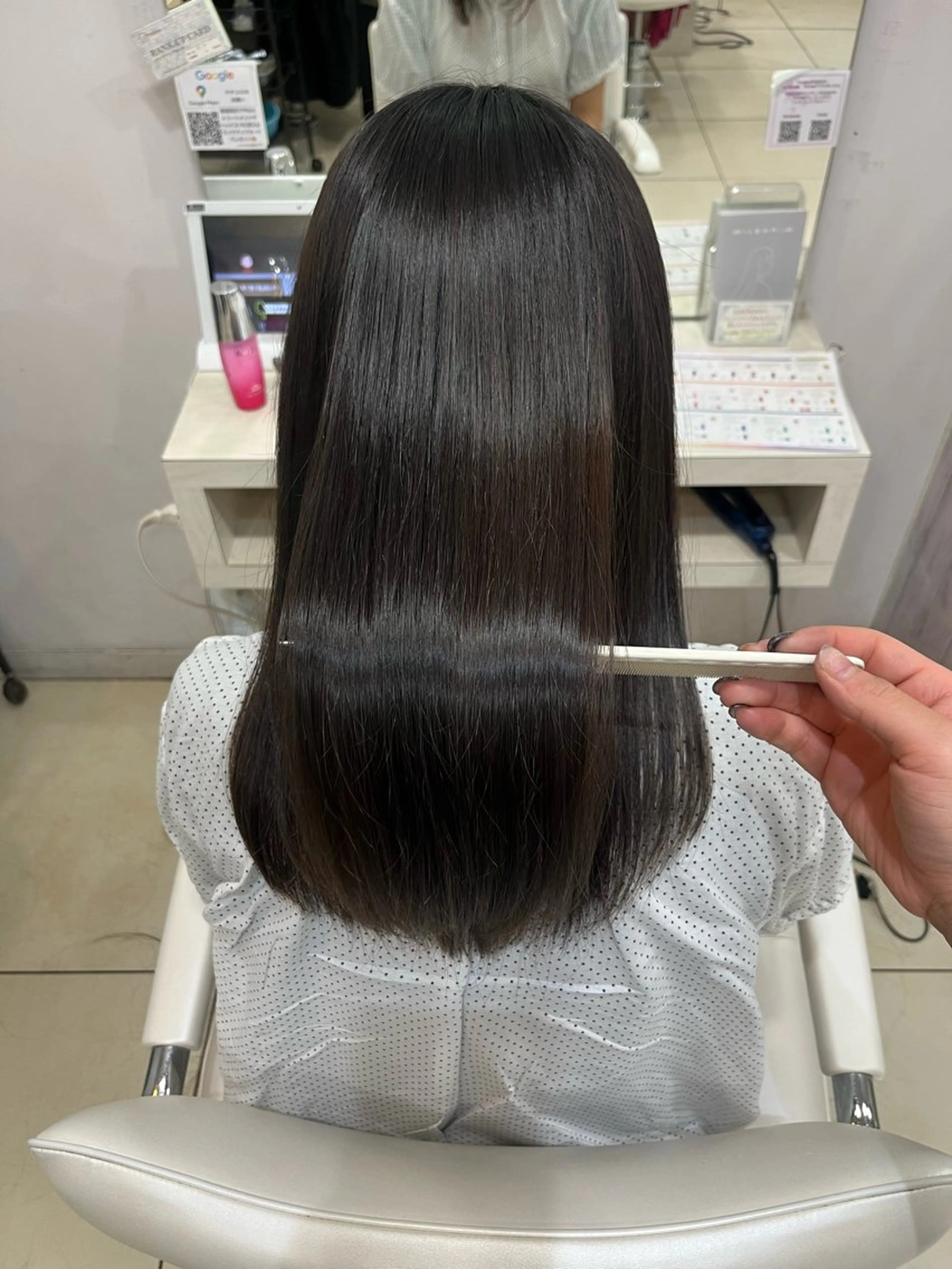 セミロング カラー ヘアカラー 🌿似合わせブリーチ 山岸樹璃🌿のヘアスタイル