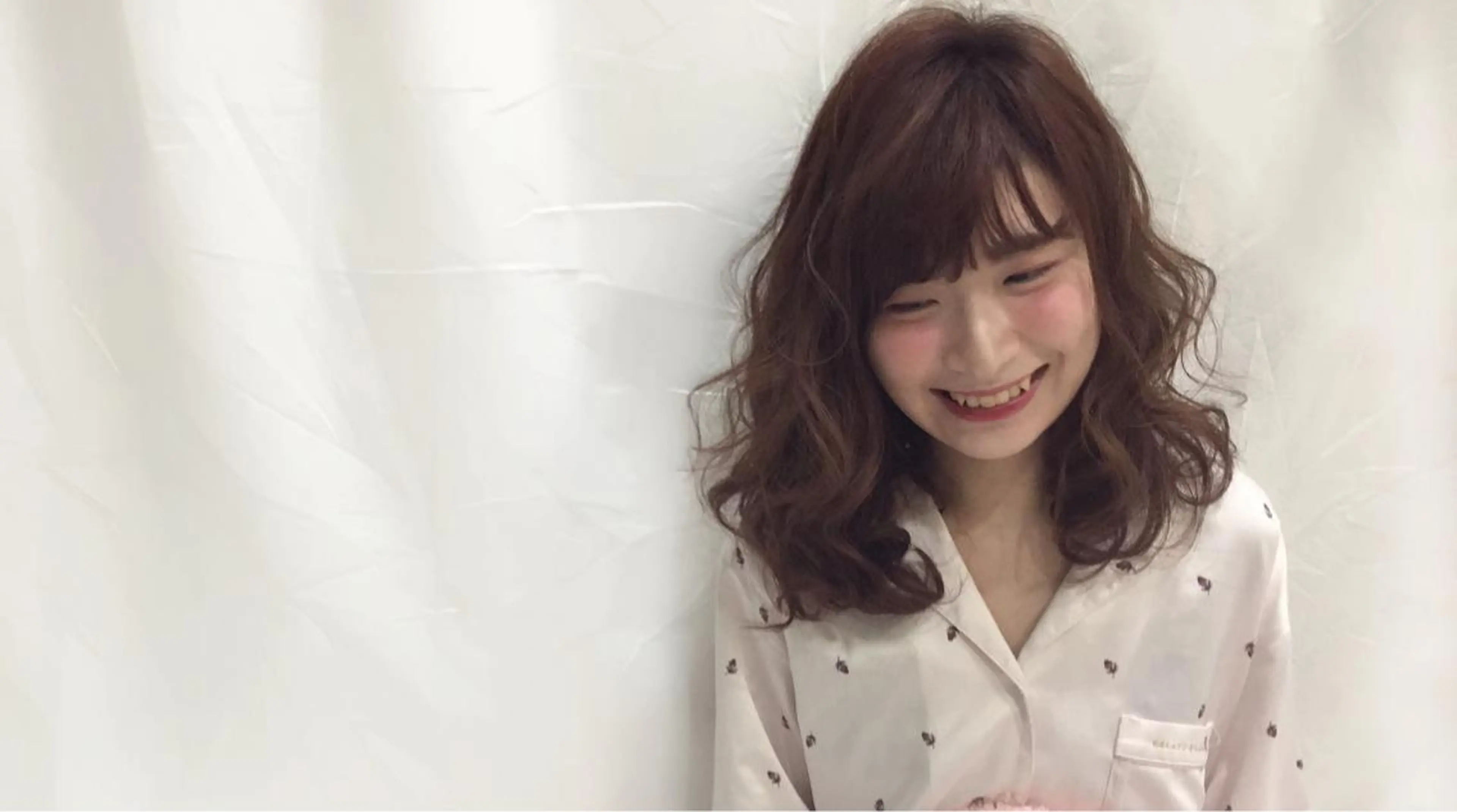 セミロング カラー ブラウンカラー ピンクカラー ピンクブラウン salowin郡山所属・佐藤 結花のヘアスタイル