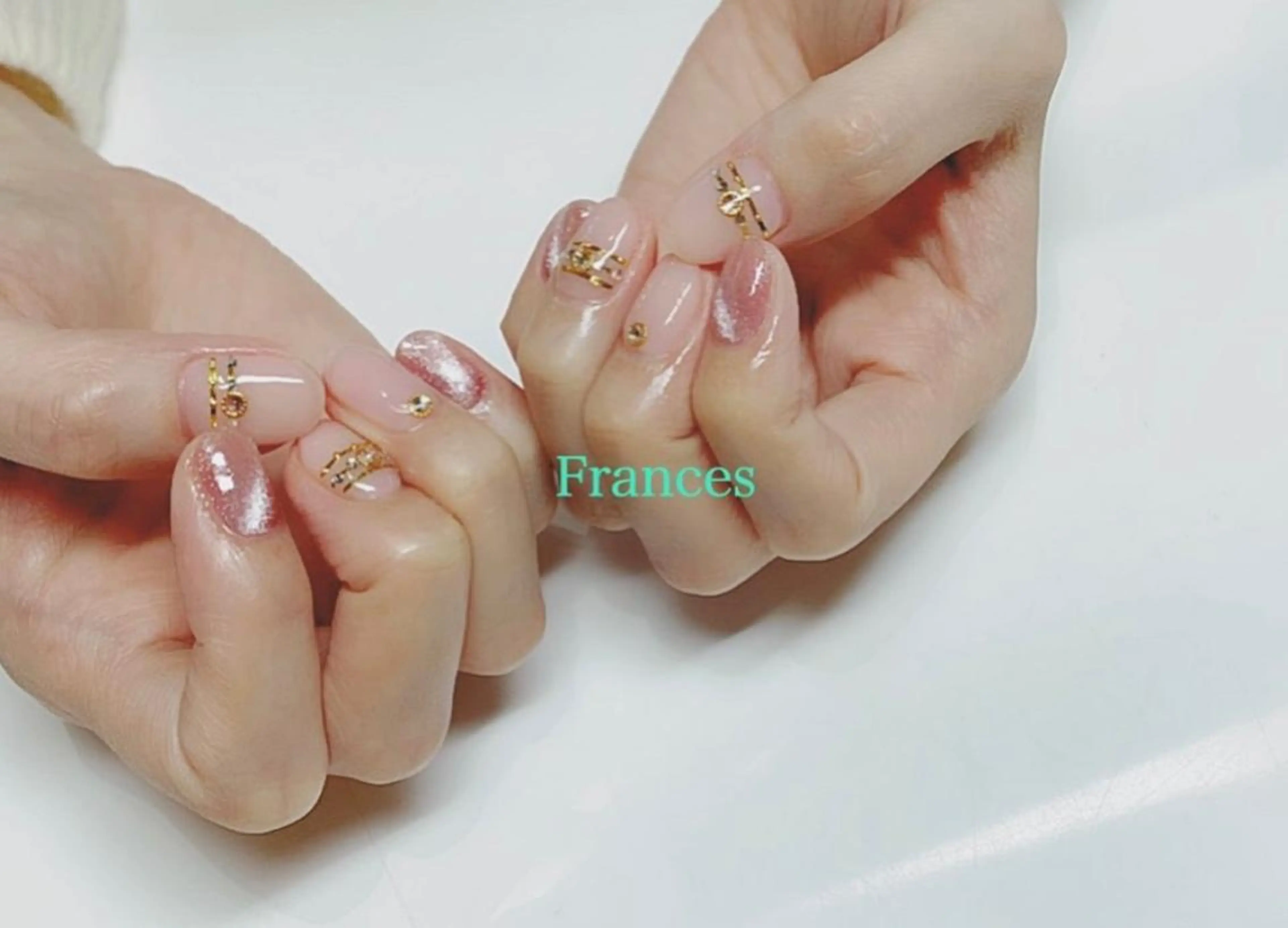 ネイル マグネットネイル Frances 今村のネイルデザイン