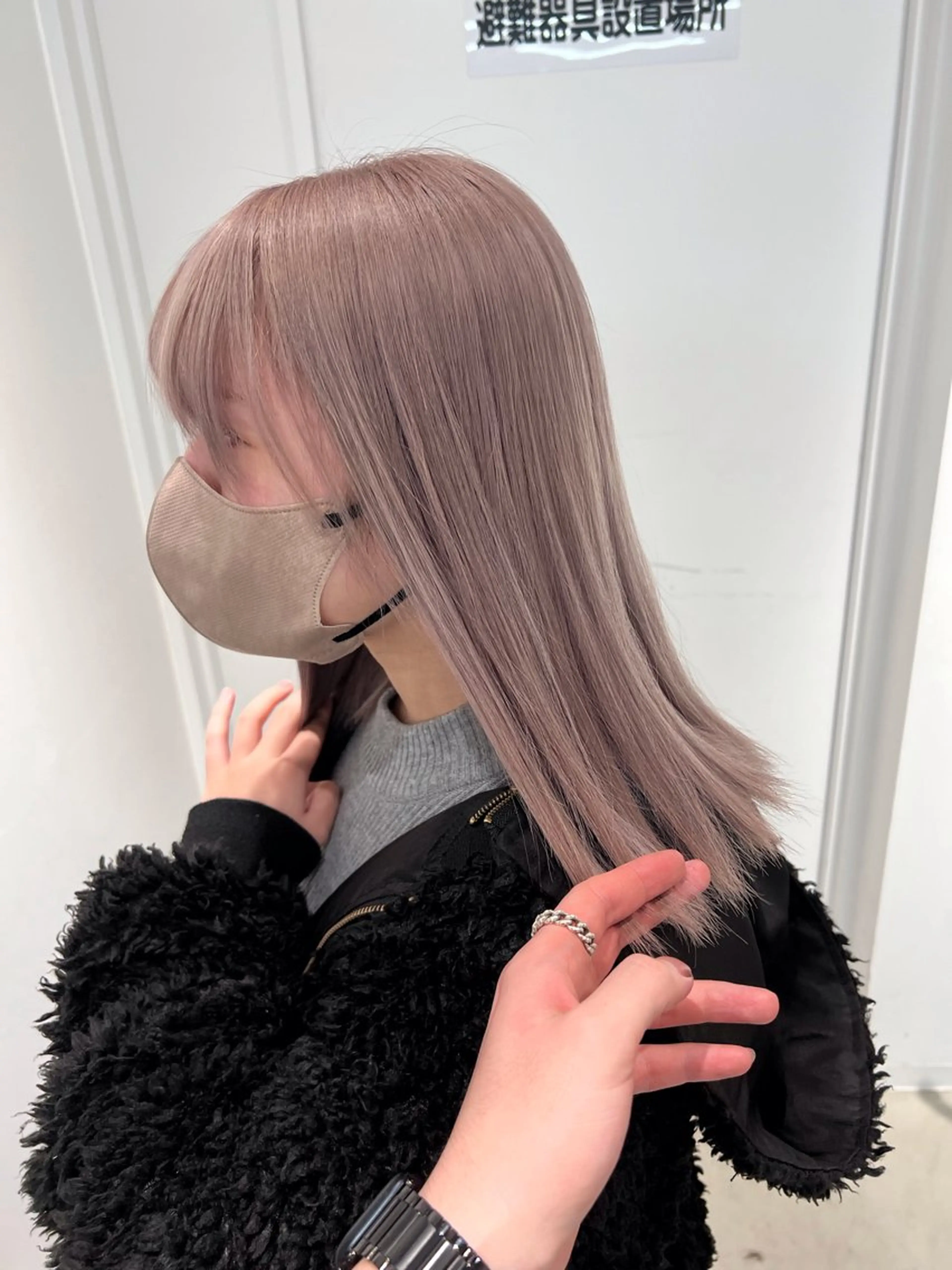 ミディアム カラー DAYS 2ndのヘアスタイル